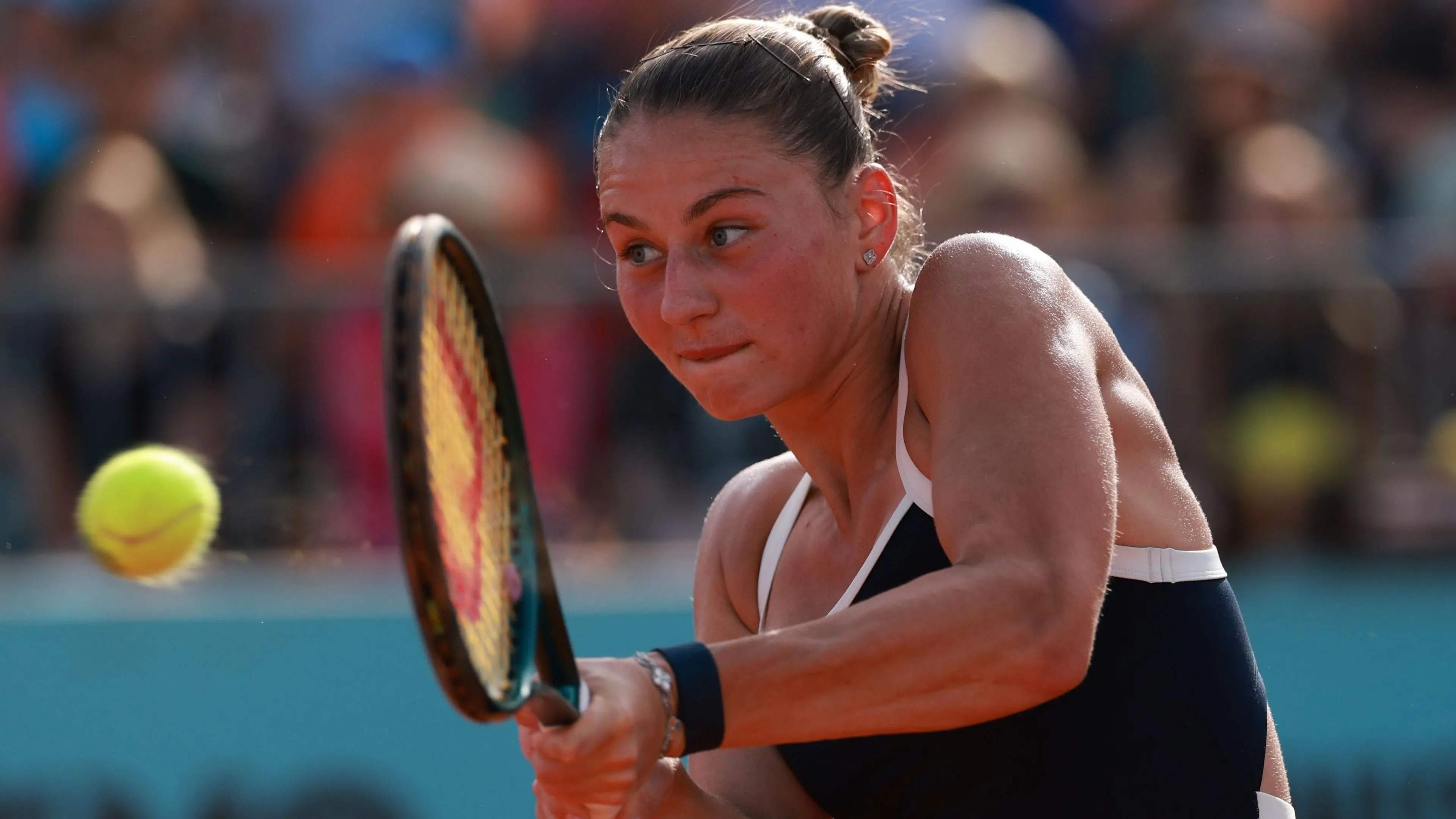 Mirra Andreeva vs Marta Kostyuk, Andreeva Kostyuk Brisbane, Brisbane International quarterfinal, WTA Brisbane preview, Mirra Andreeva match preview, Marta Kostyuk aggressive playstyle, Brisbane International women’s singles, WTA Brisbane 2026, Andreeva rising star, Kostyuk tennis form, Australian Open warm-up tournament, hard court WTA match, young tennis stars WTA, Brisbane quarterfinal prediction, Andreeva vs Kostyuk analysis, WTA future stars, women’s tennis Brisbane International