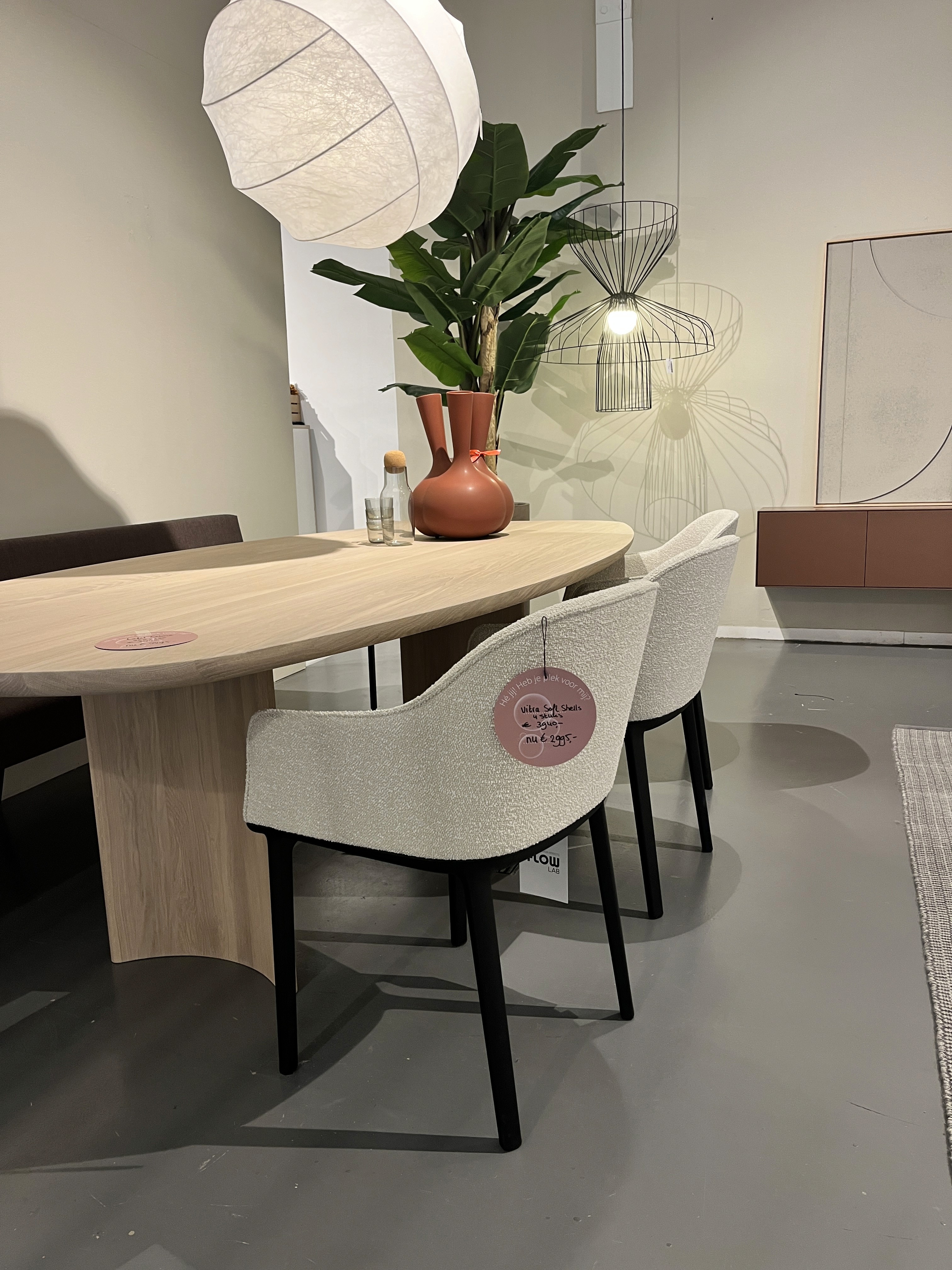 Vitra Softshell eetkamerstoelen Boucle stof