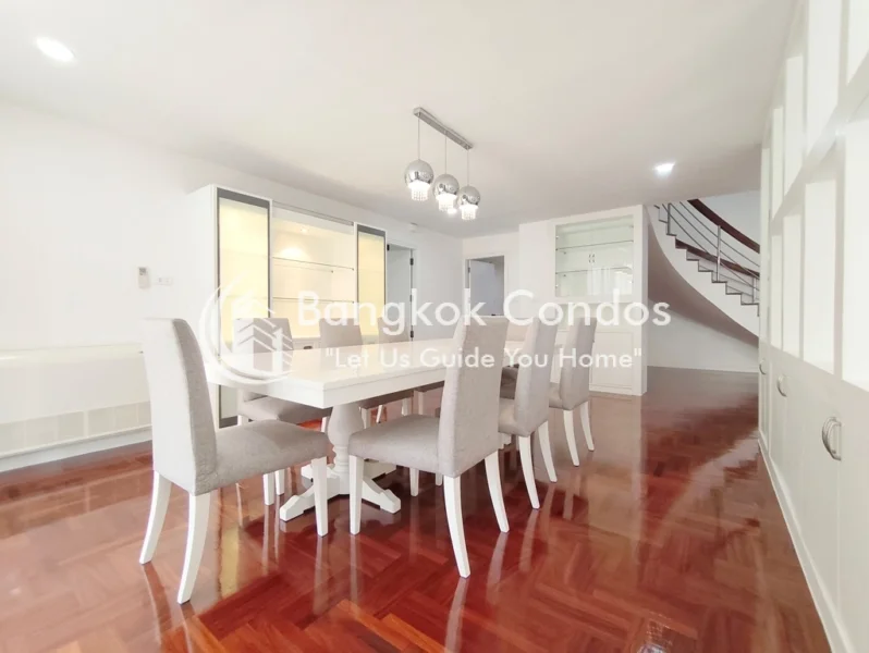 Asa Garden 3 Bedroom Duplex White Pet-Friendly Condo Phrom Phong 2