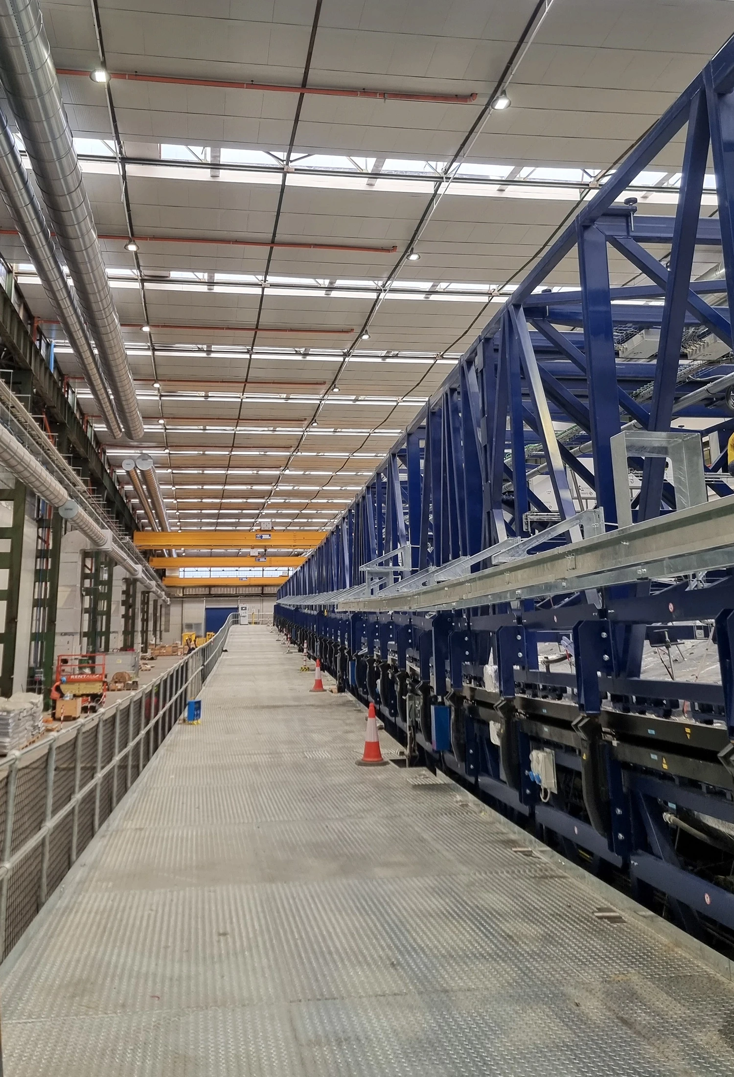 Image of a wind turbine blade mould walkway