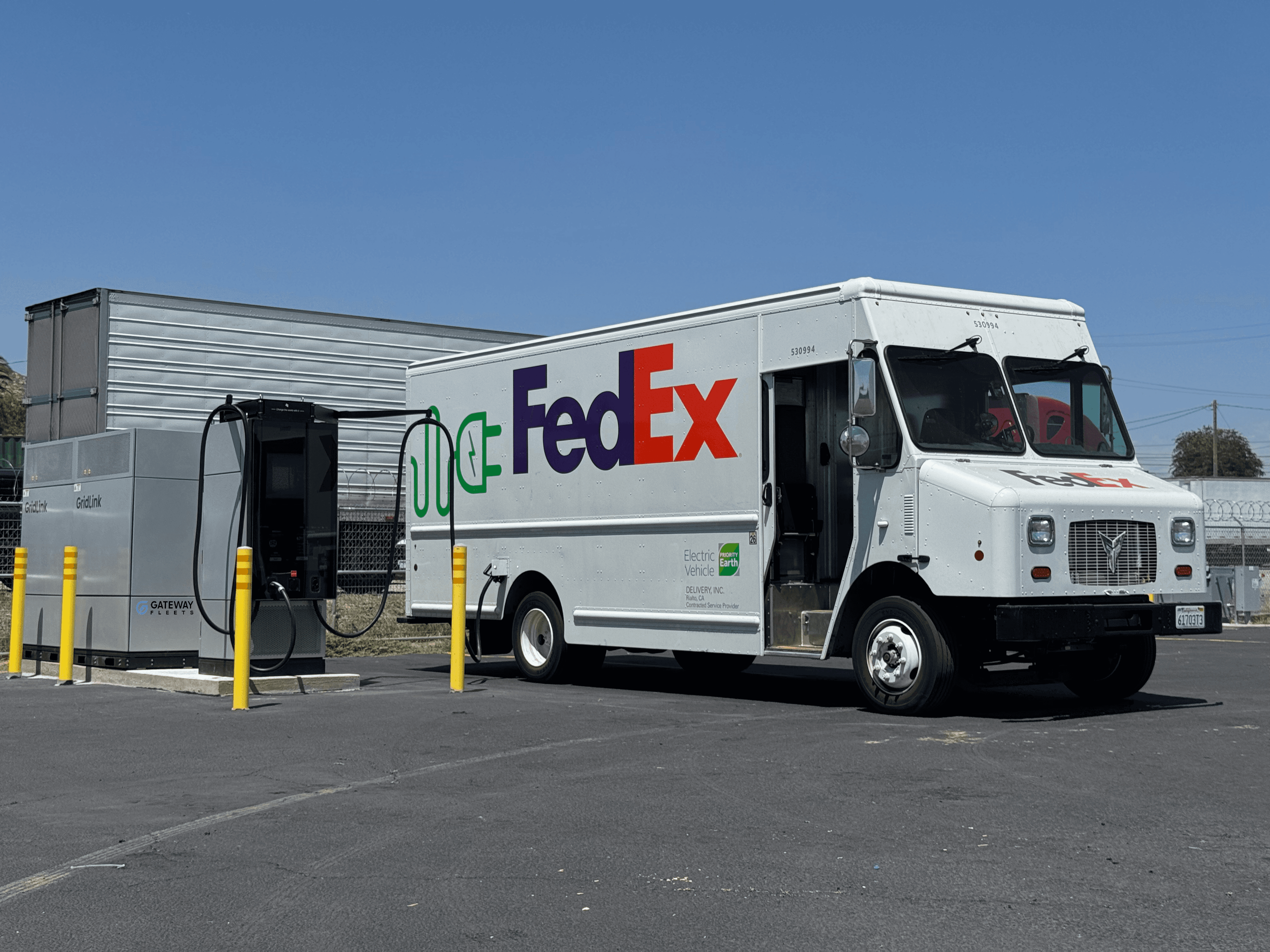GridLink Charging FedEx Truck at Gateway Fleets Depot