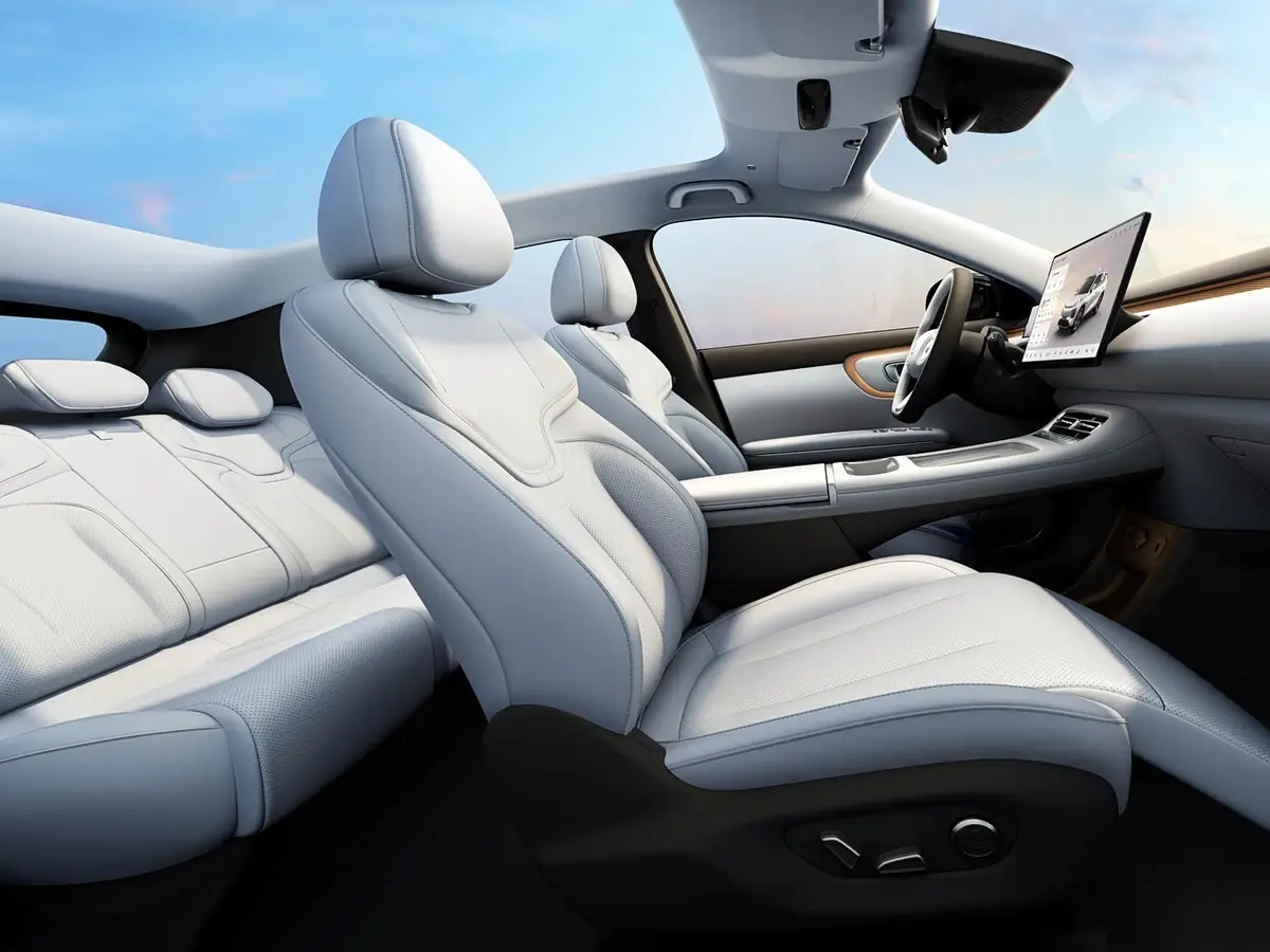 Geely Galaxy M9