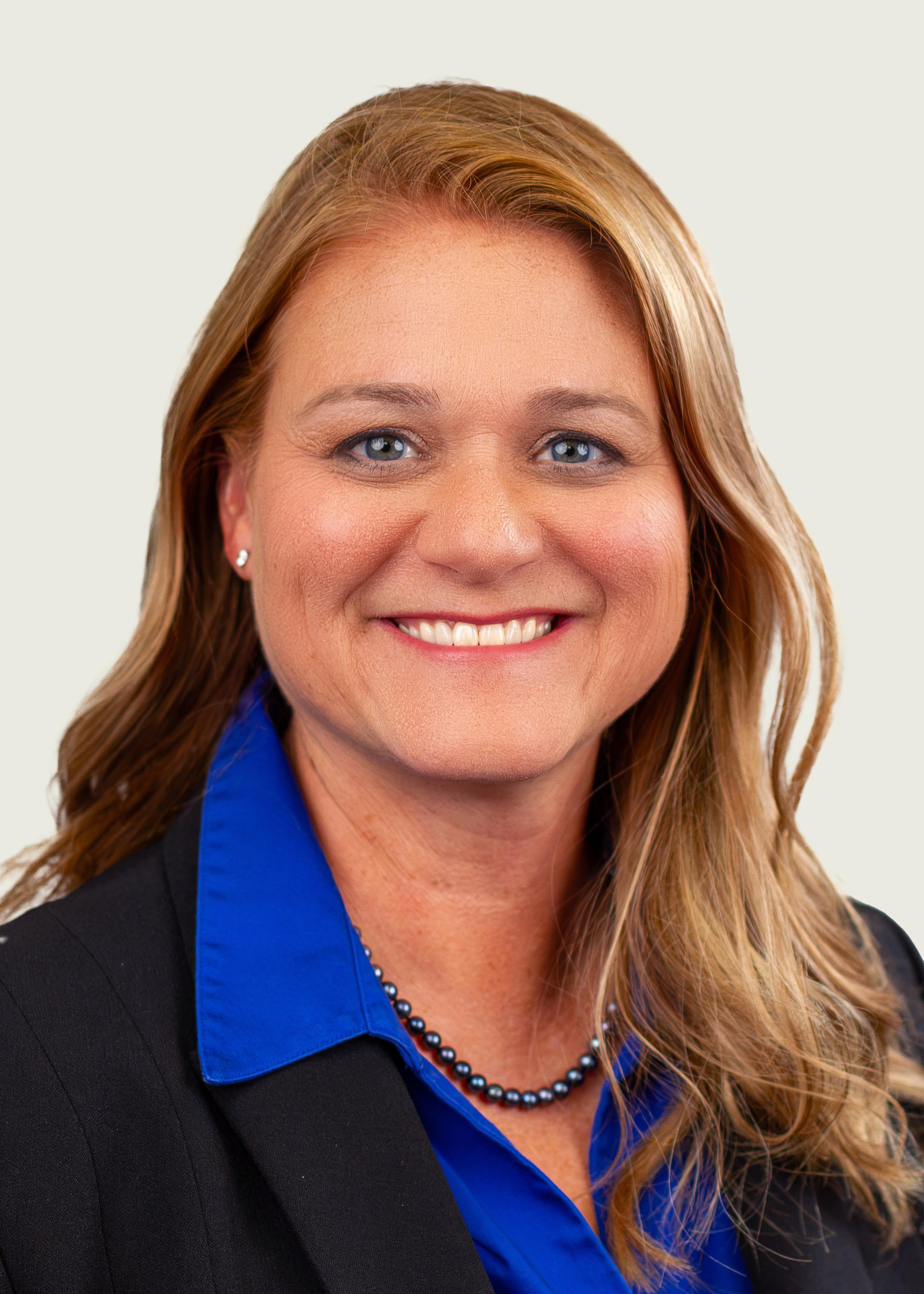 Headshot of Kim Monaco, SCP, SPHR, Director of People & Culture at LifeLinc Anesthesia