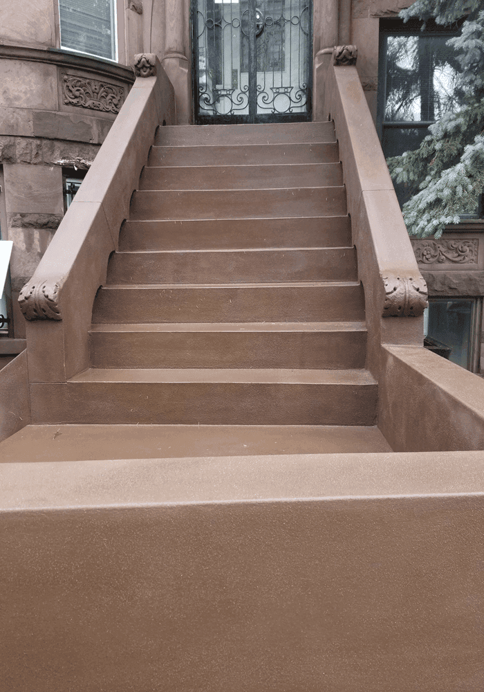 Professionally restored Brooklyn brownstone front steps by Jewel Construction