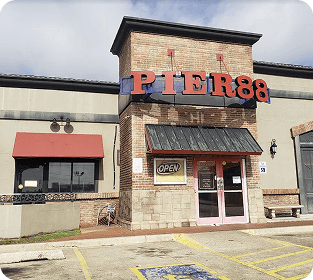 Pier 88 / Pier 81 Seafood & Bar image 1