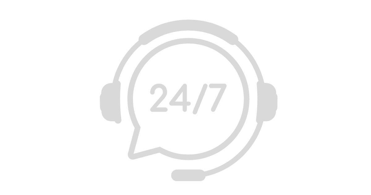 Kleiner Roboter mit Rettungsring in der Hand