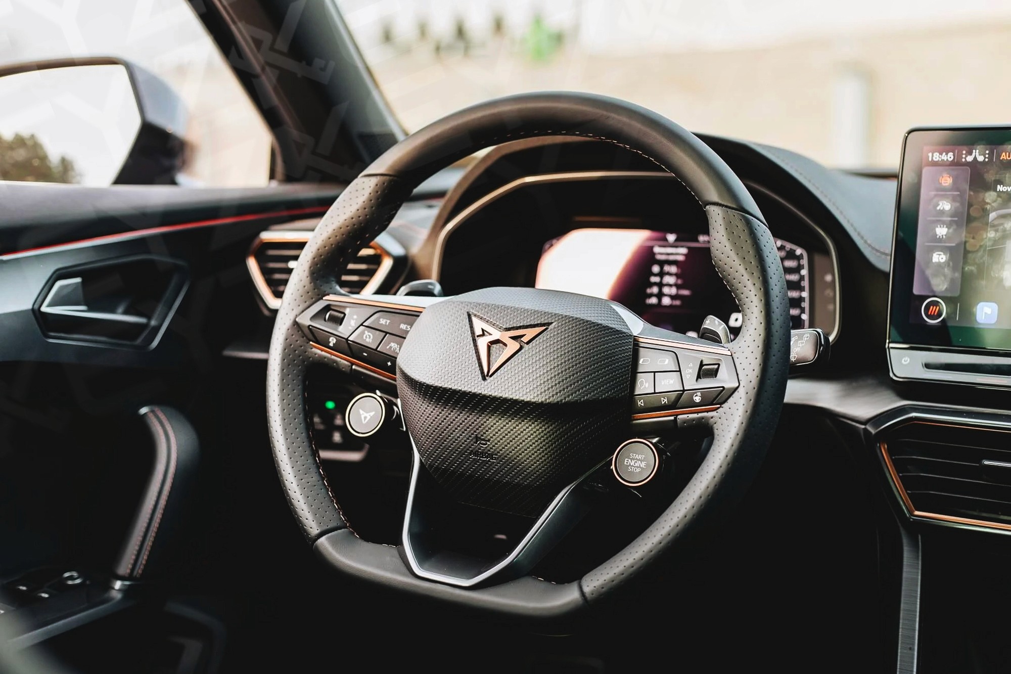 Vue interieur Cupra Formentor Noir – Location SUV à Dubaï | Keyz Rent