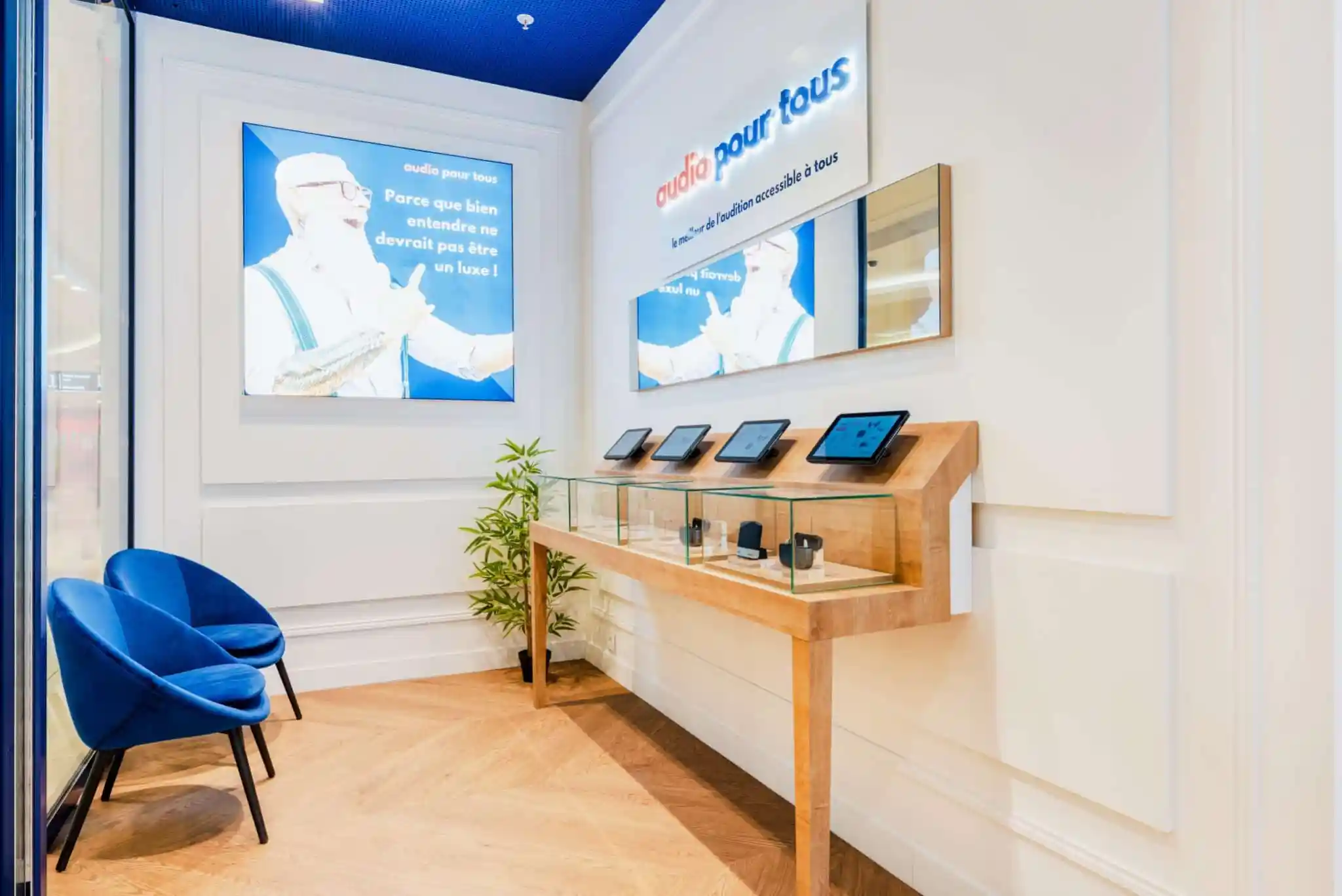 Votre audioprothésiste du centre auditif Audio Pour Tous Dreux vous propose les aides auditives des plus grandes marques au prix le plus bas!