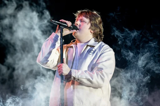 Lewis Capaldi clipping campaign