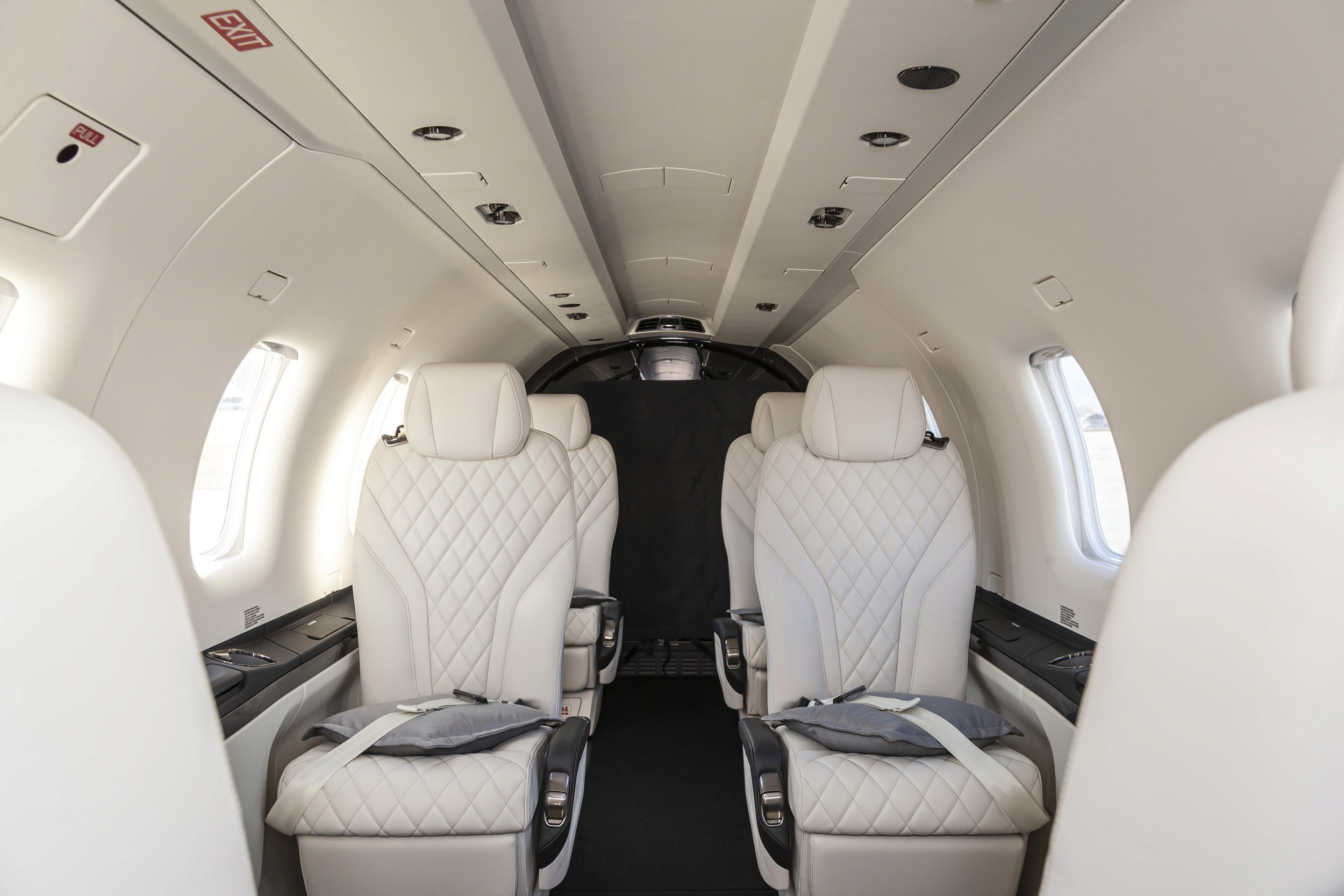 Pilatus PC-12 interior