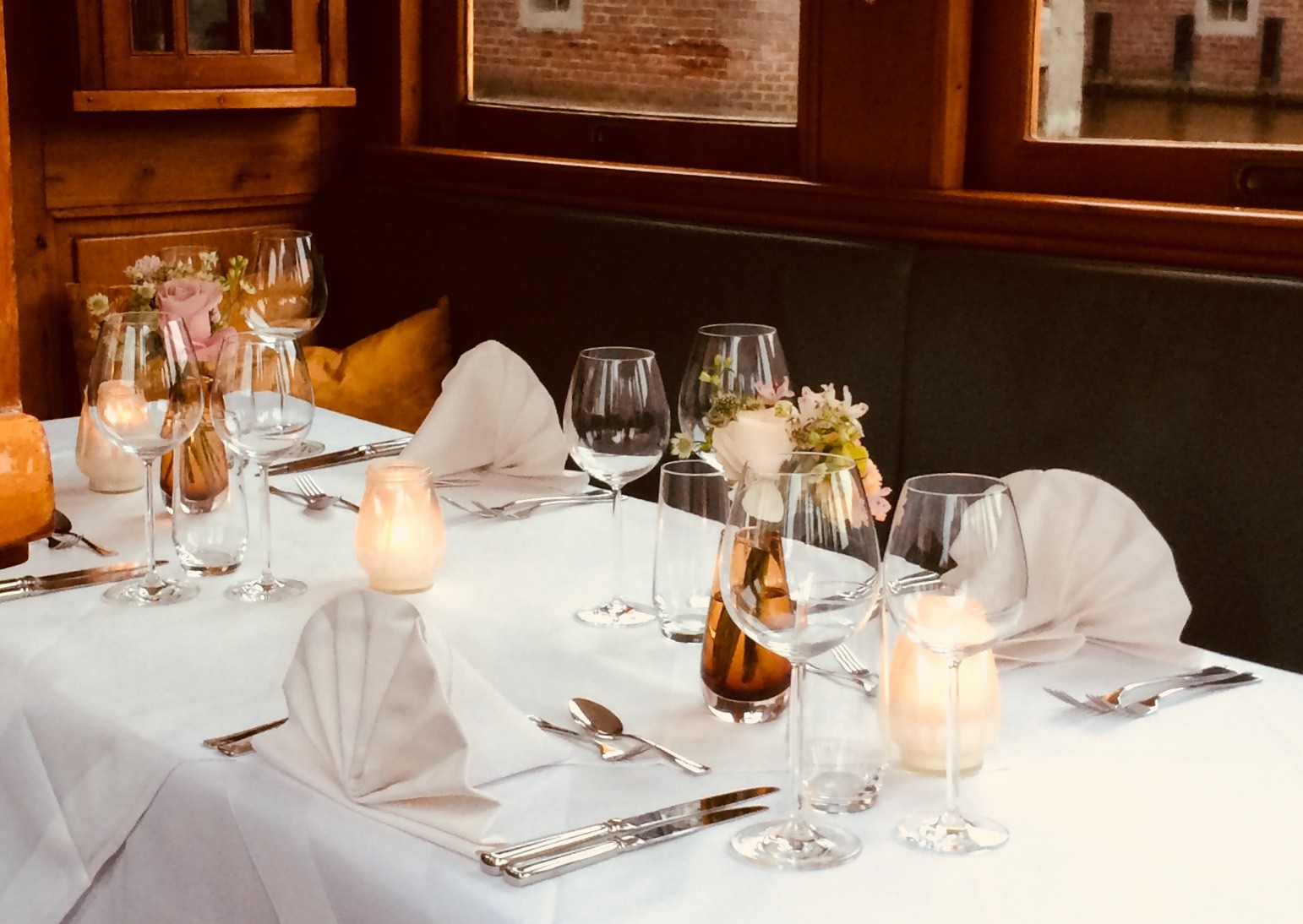 Classic Boat Dinners - Amsterdam