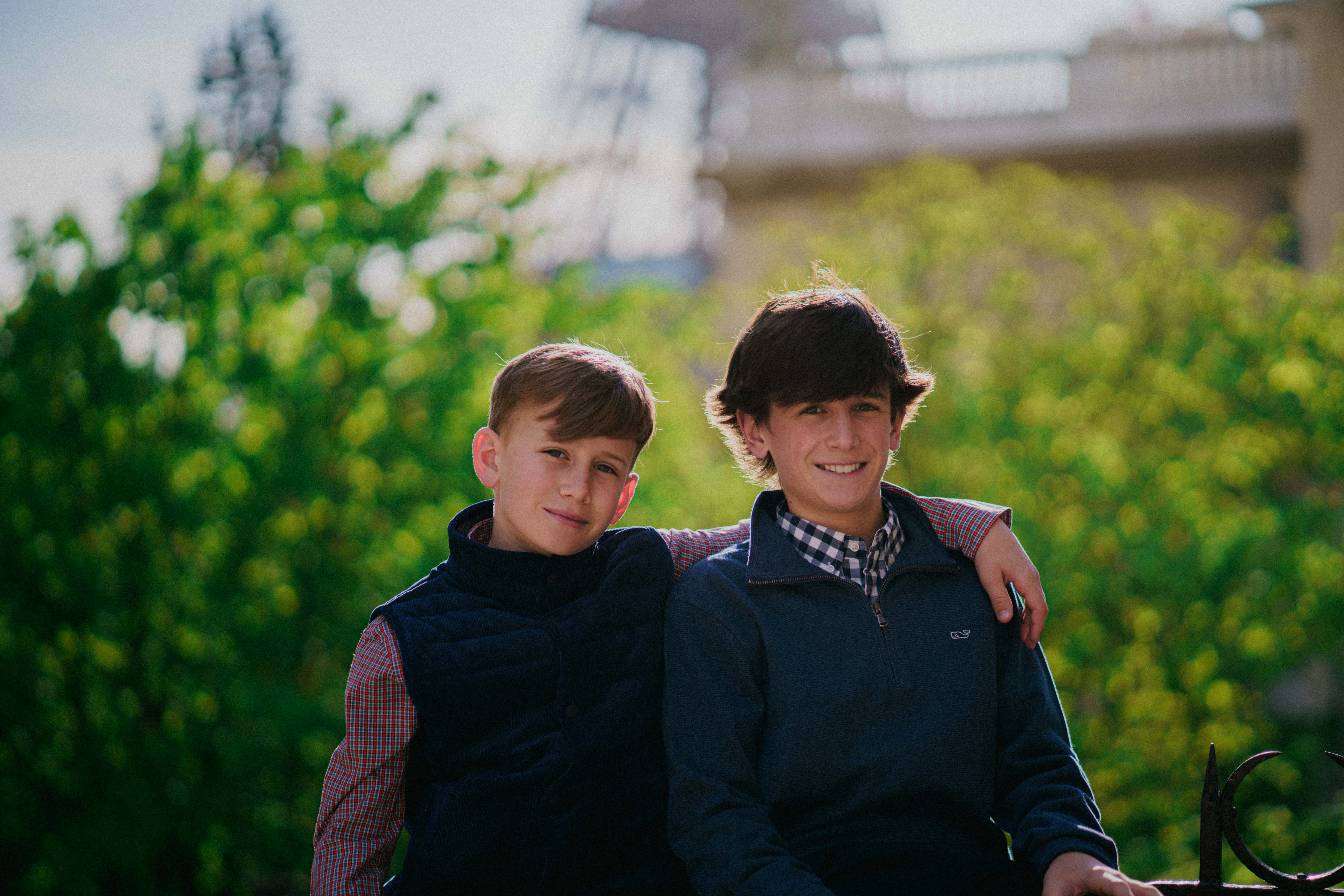 Paris Photographer - LeParisPro. Weddings, engagements, proposals, lifestyle and fashion photoshoots.