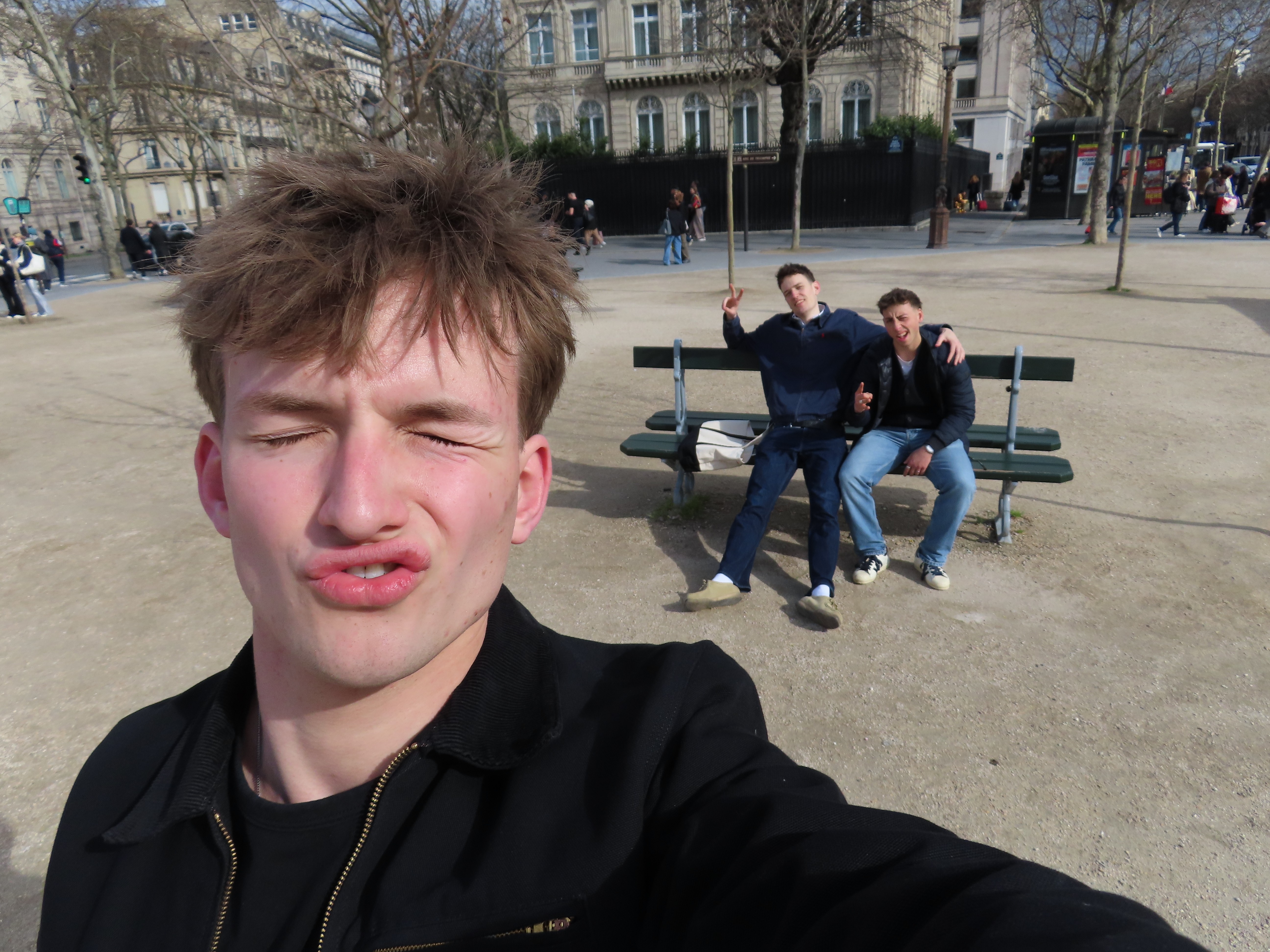 BG Image