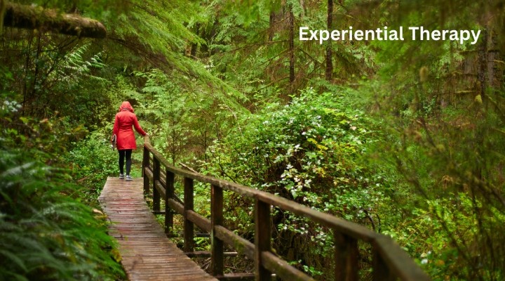 Experiential Therapy: What It Is and How It Works