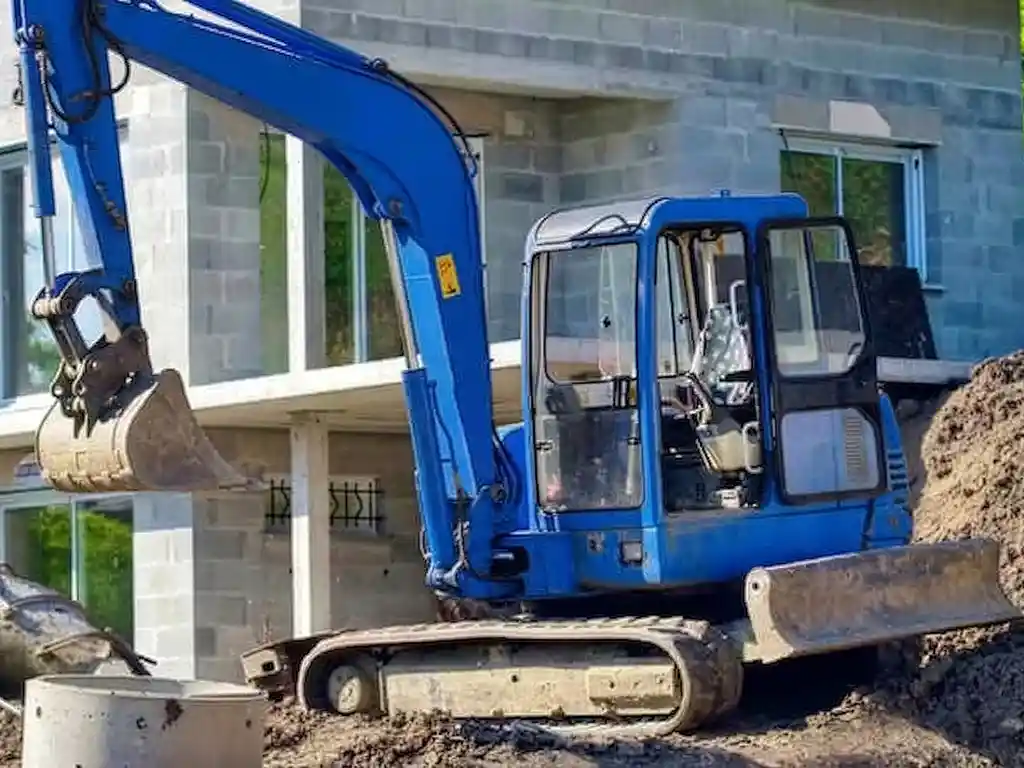 Bagger bei Erdarbeiten – Aushub und Vorbereitung von Baugrund