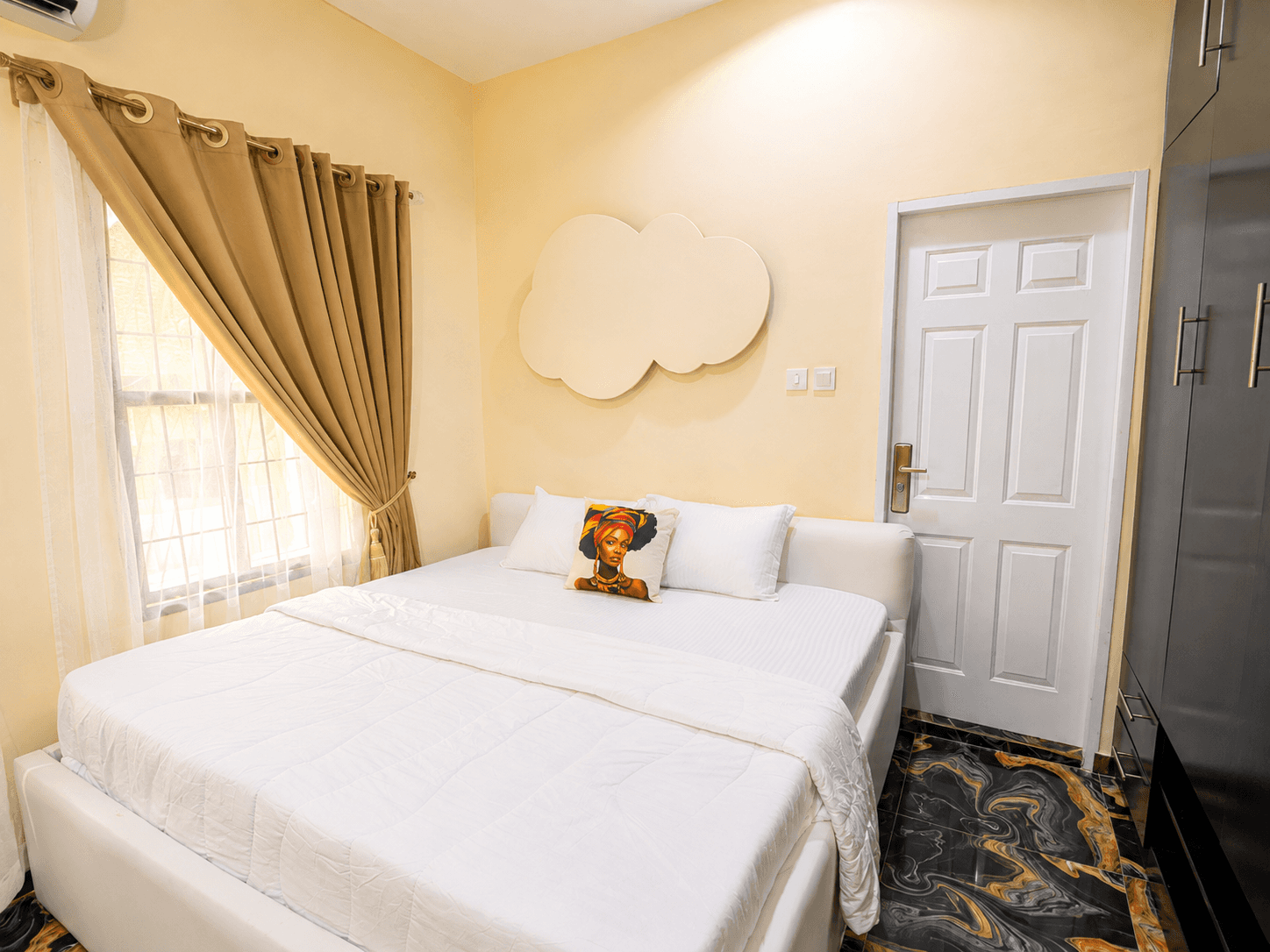 Seychelles Standard Room 1