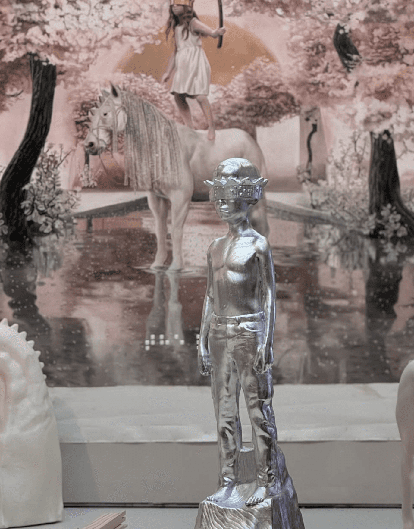 Here comes the alt text