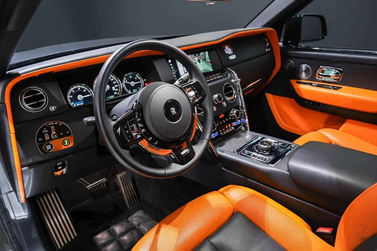 Front seats interior of Rolls-Royce Cullinan Mansory-style edition 2023, luxury leather seats with premium craftsmanship and spacious cabin