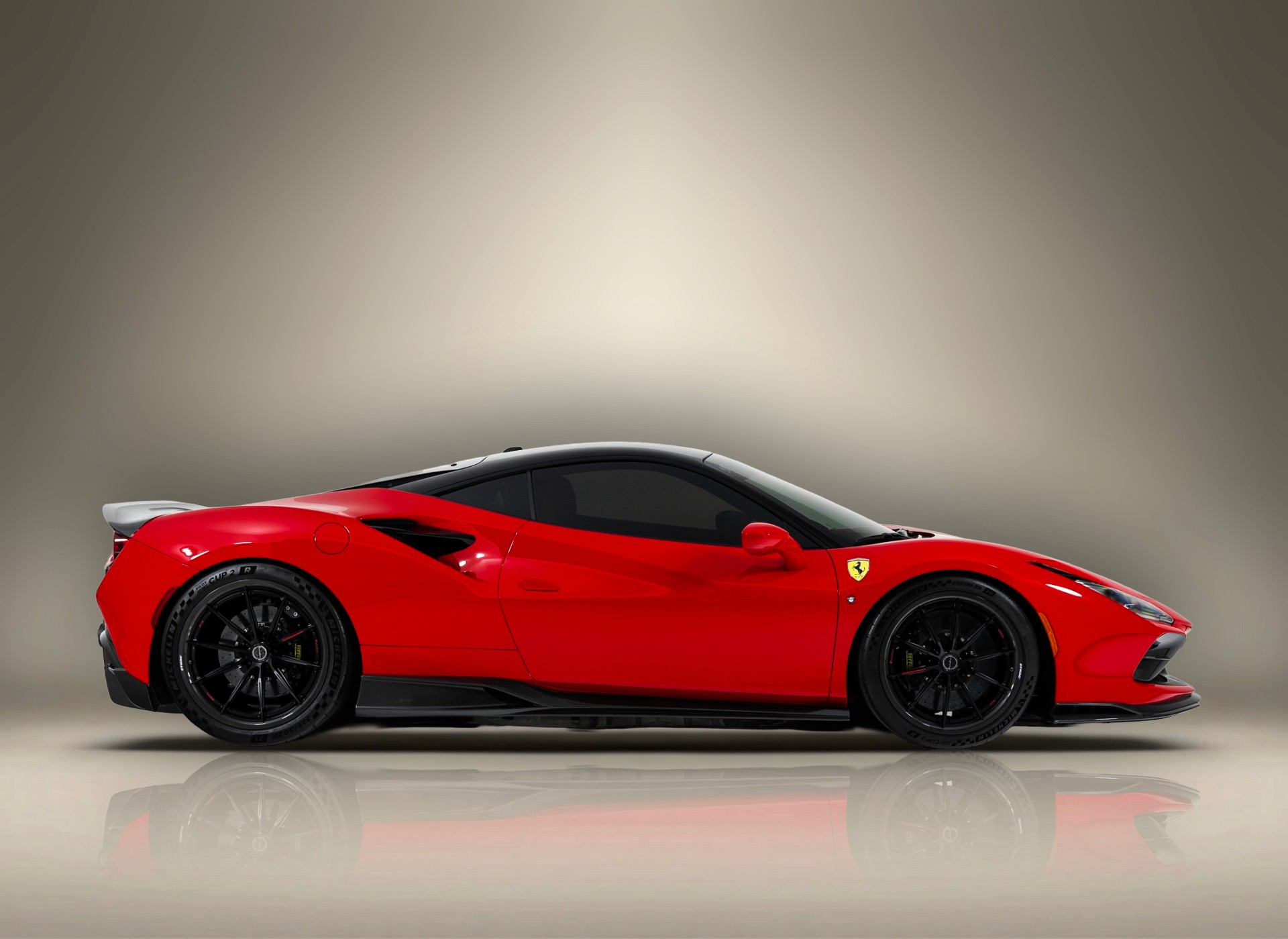 Location Ferrari F8 Tributo Rouge à Dubaï – Keyz Rent | Supercar