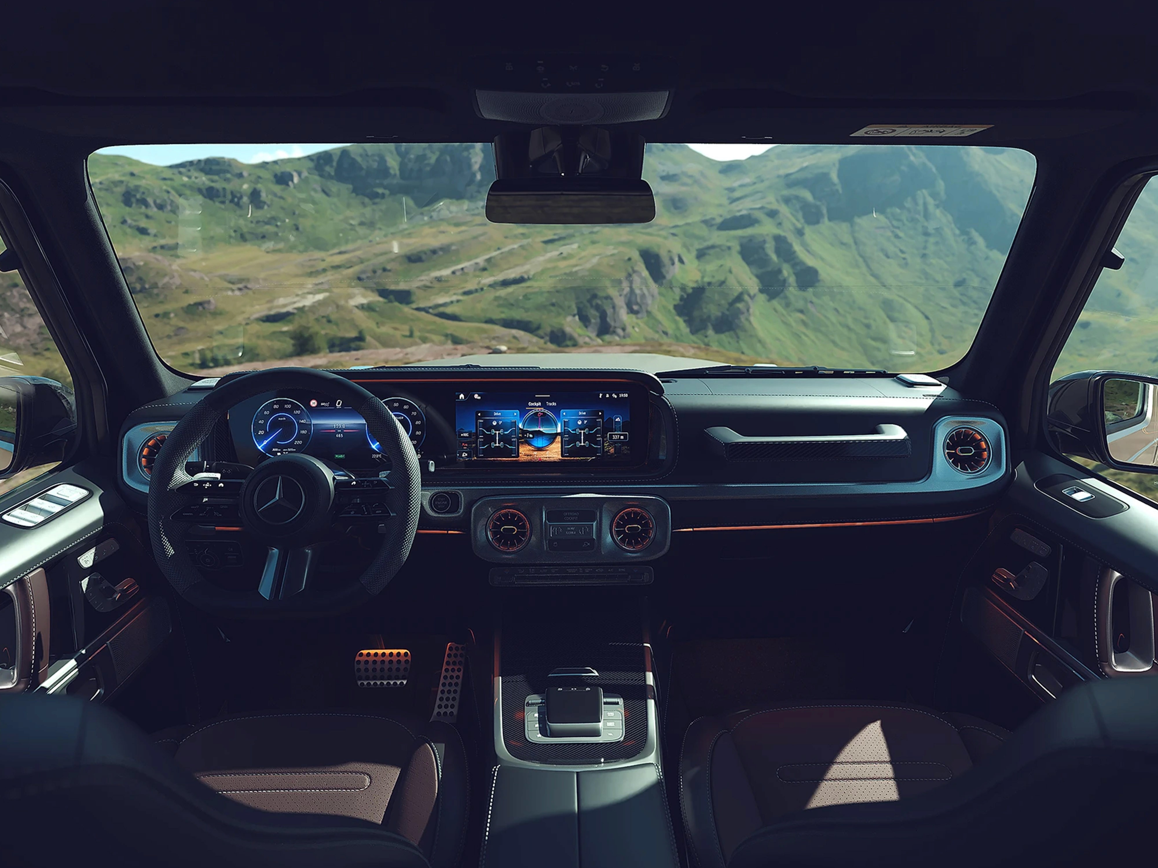 Render degli interni di Mercedes AMG G63 in pelle nera e marrone con montagne di sfondo.