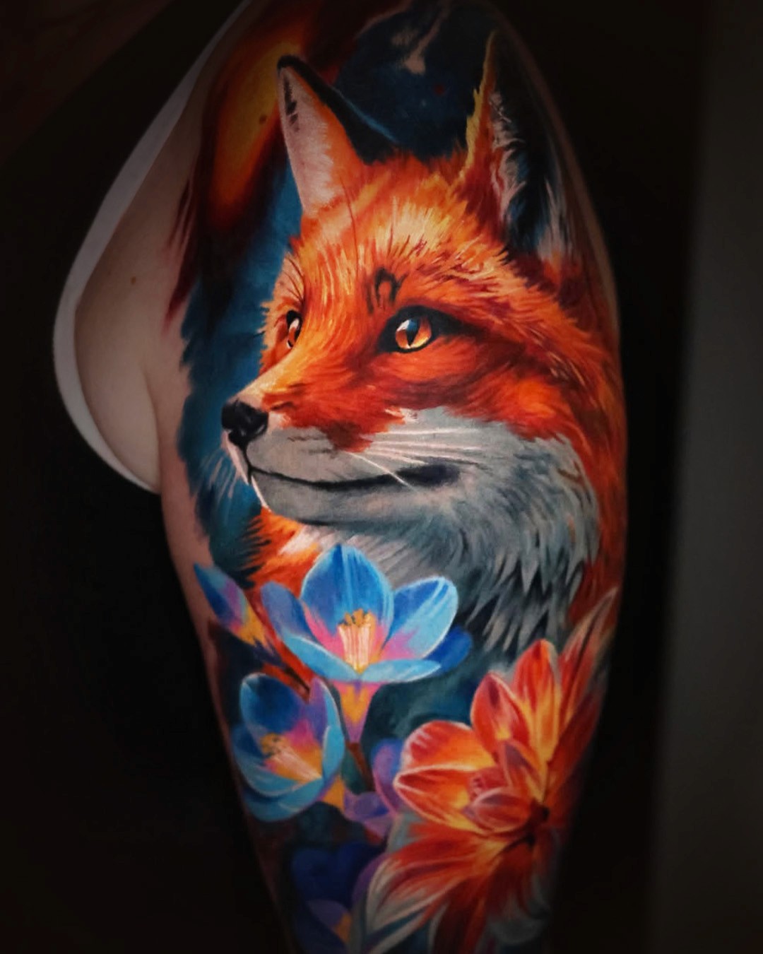Photo of full color tattoo of a fox by Angel Antonio