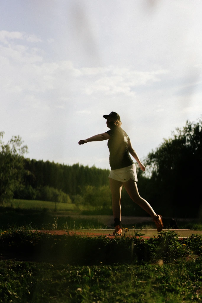 The "Upsi Star Level 3" icon, representing the highest rating level in the Upsi Disc Golf app. The badge features a sleek and polished design, symbolizing top-tier performance and achievement in disc golf scorekeeping and gameplay progression.