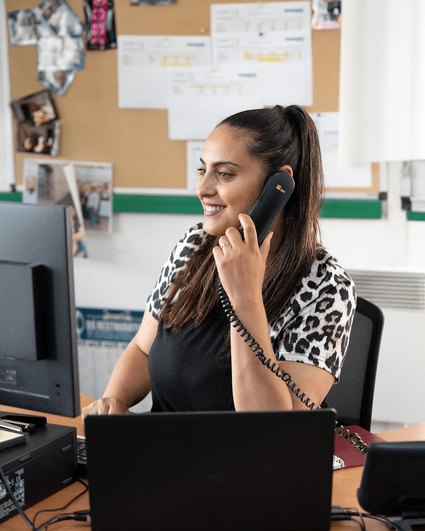 Standardiste de La table de Cana