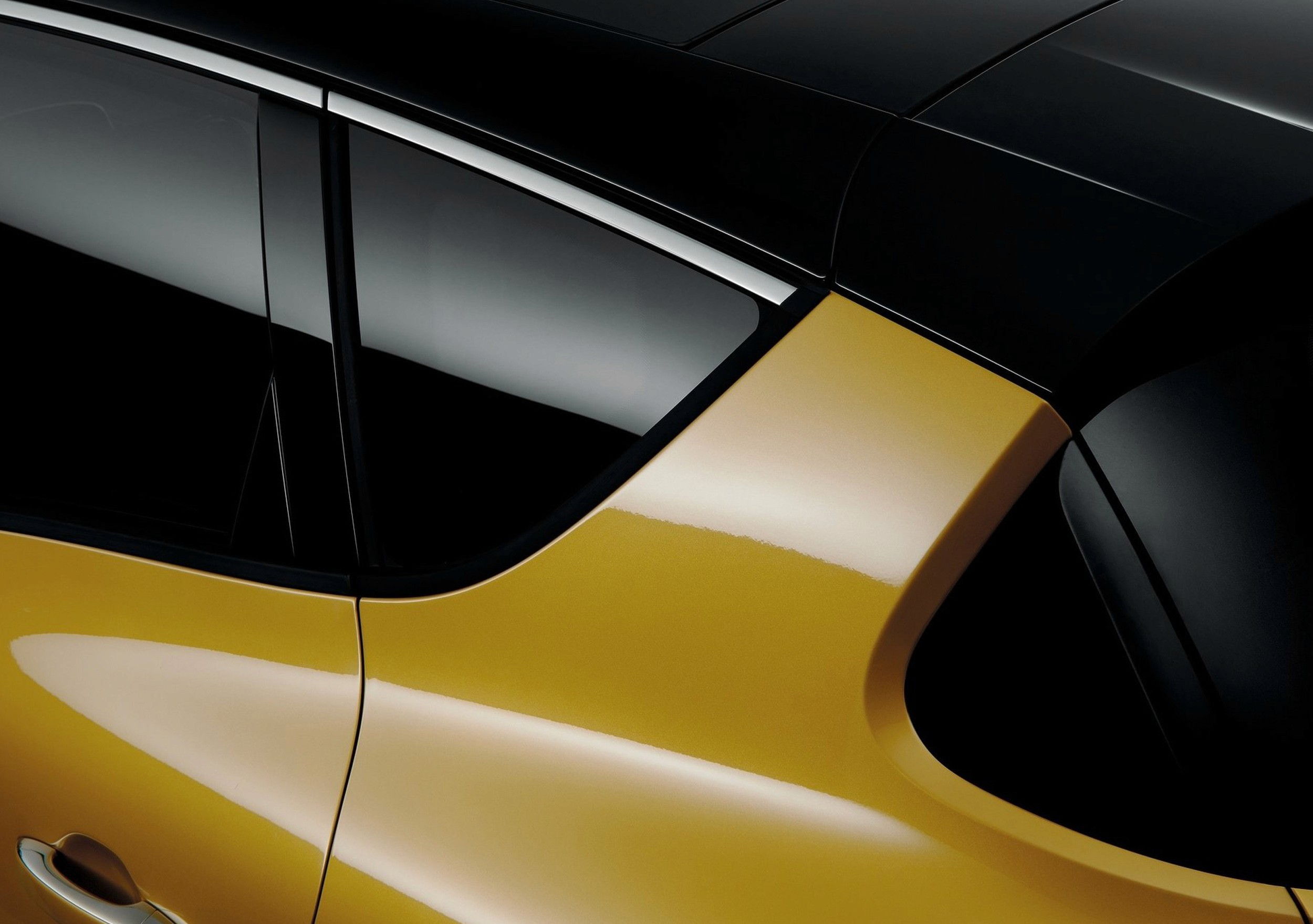 d pillar detail of scenic IV