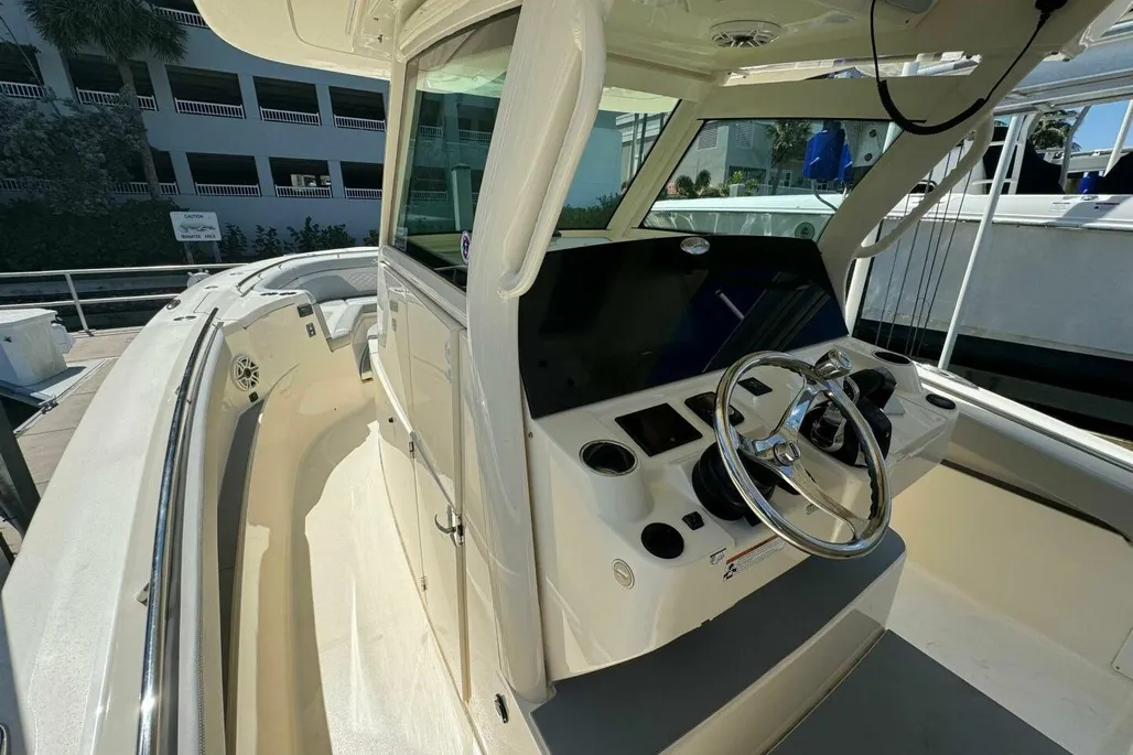 Boat thumbnail 4