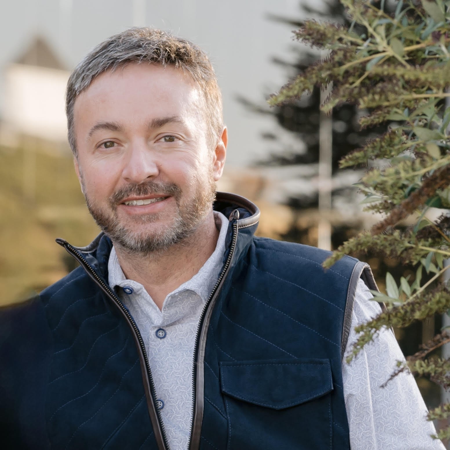 Dr. Andrew Mendonsa, a independant WorkWell Evals provider