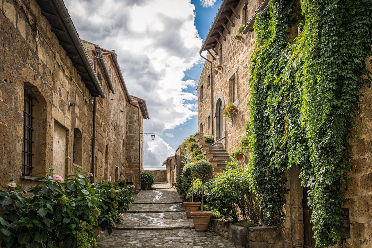 Image of a tuscan street