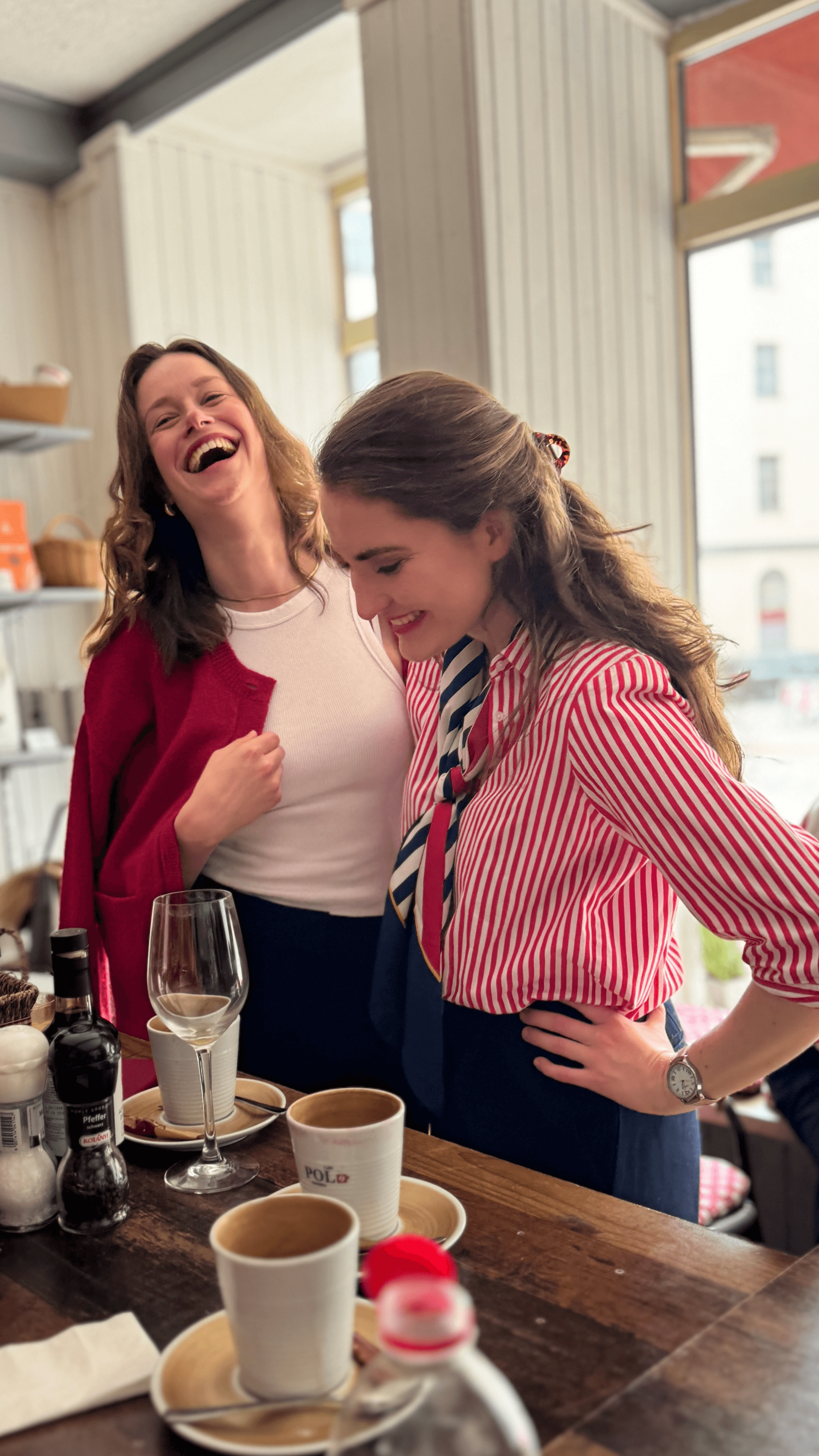 Entrepreneurs engaging in a lively discussion during a Bizz Buzz networking event.