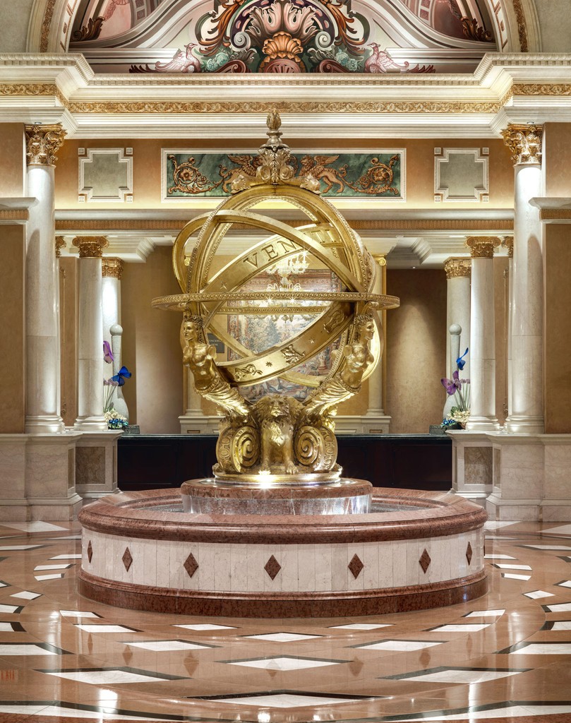 Image of the gold globe statue in the lobby of the Venetian Resort Las Vegas