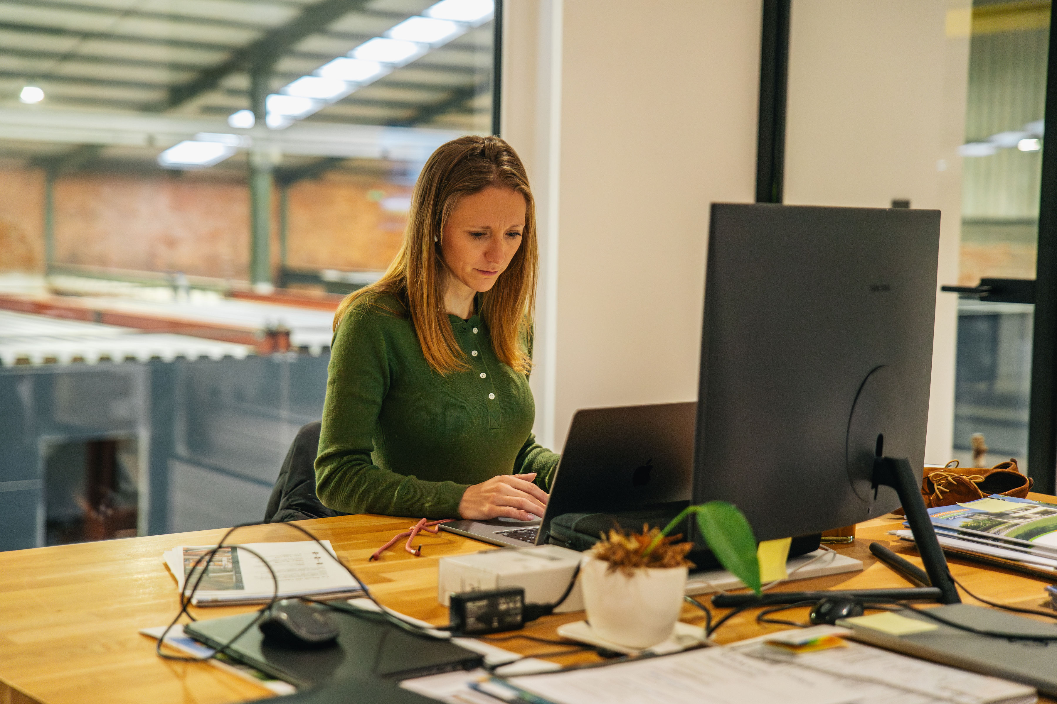 medewerker in bureau van hubley 