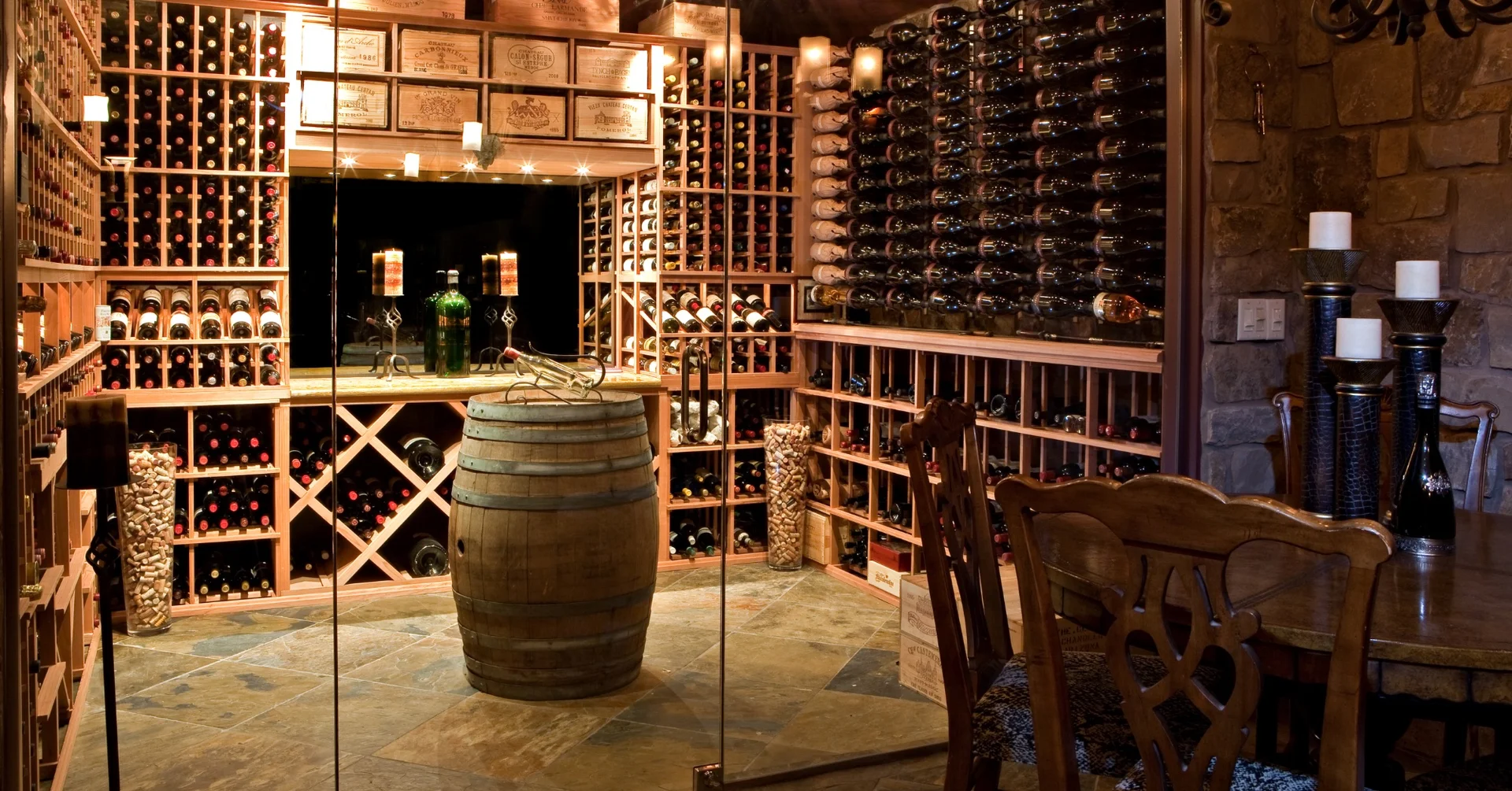 nfinity pool blending into the ocean view, minimalist sun loungers in soft neutral fabric, curved architecture