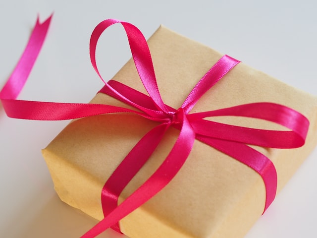 Diwali Gifting Ideas for Retail Employees