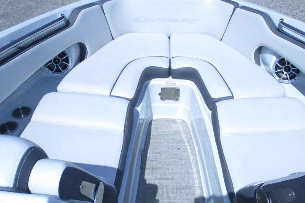 Boat thumbnail 8