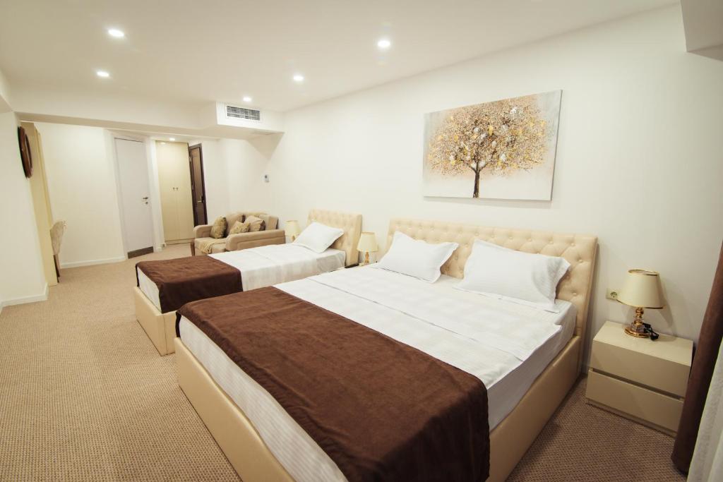 Turnkey Hotel Business for Sale in Central Tbilisi — Royal Plaza Hotel (3-Star) - Image 3