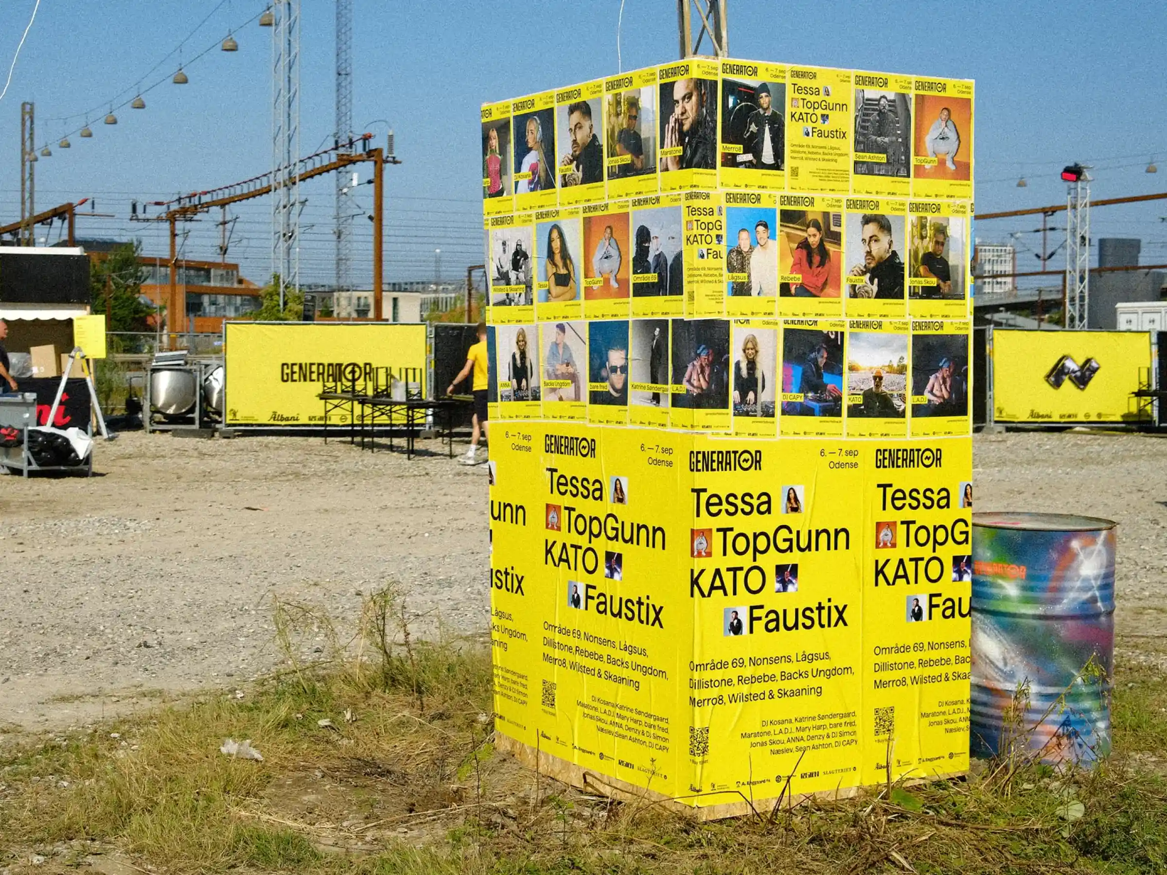 Generator, POSTERS25.JPG