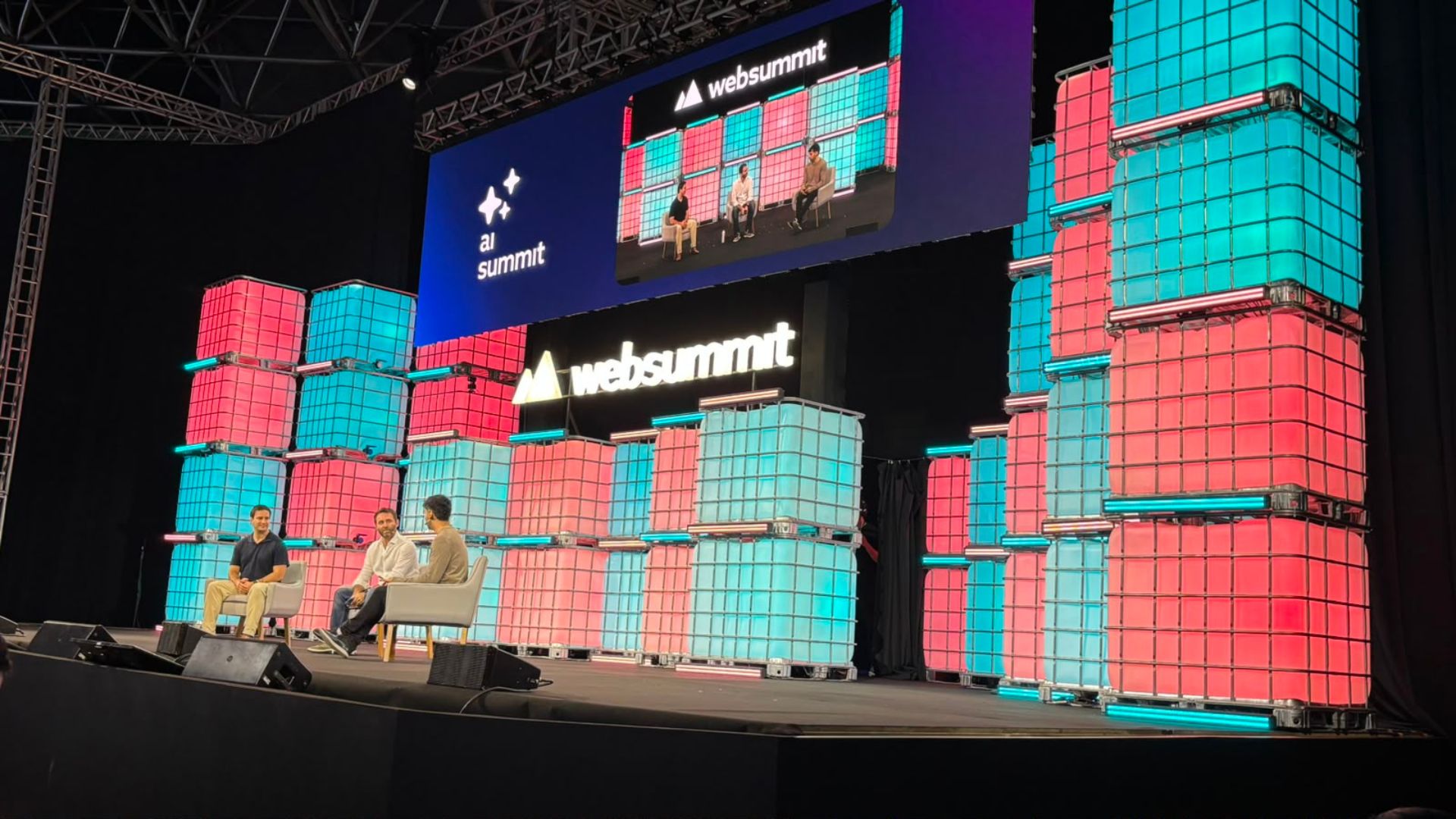 Canva muda discurso: de empresa de design para empresa de IA e mira metade dos brasileiros