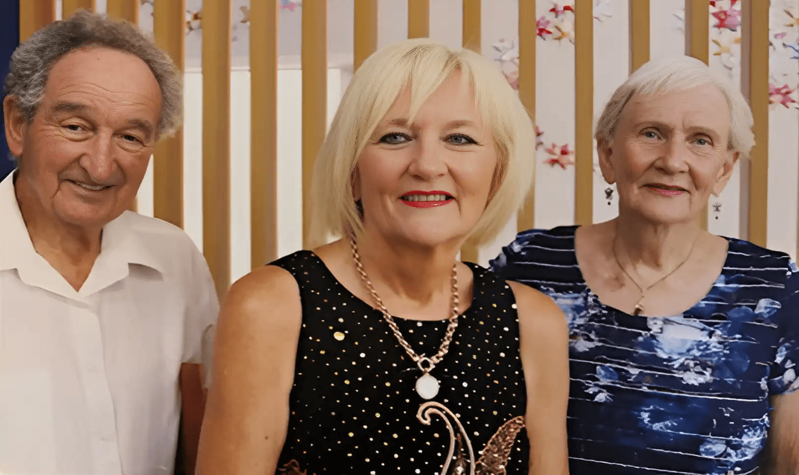 Image of Gail and her parents Noeline & Des Clamp