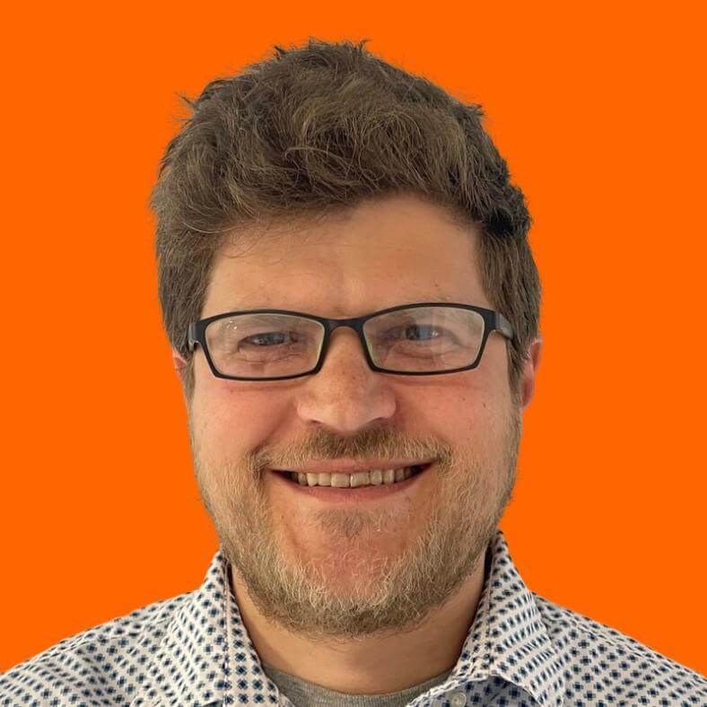 LinkedIn member avatar contributing to follower count