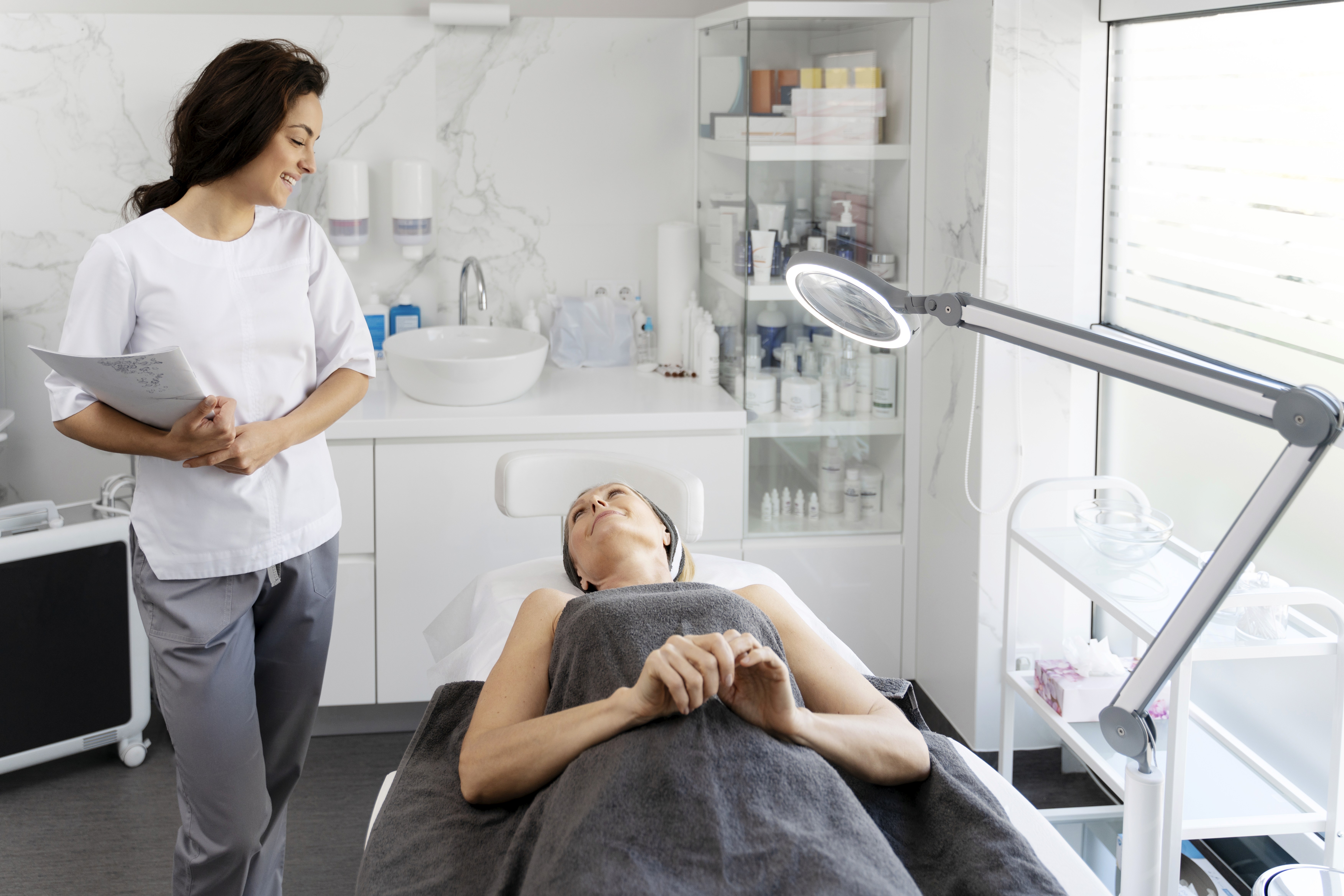 beauty clinic about gallery