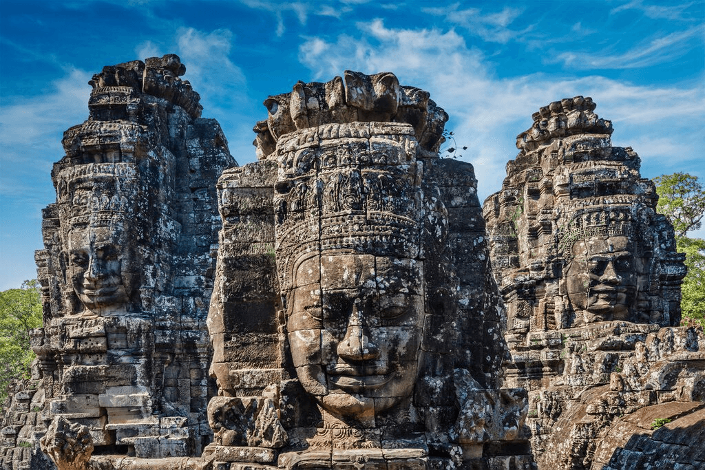 The image shows the Bayon Temple located in Angkor Thom, Cambodia