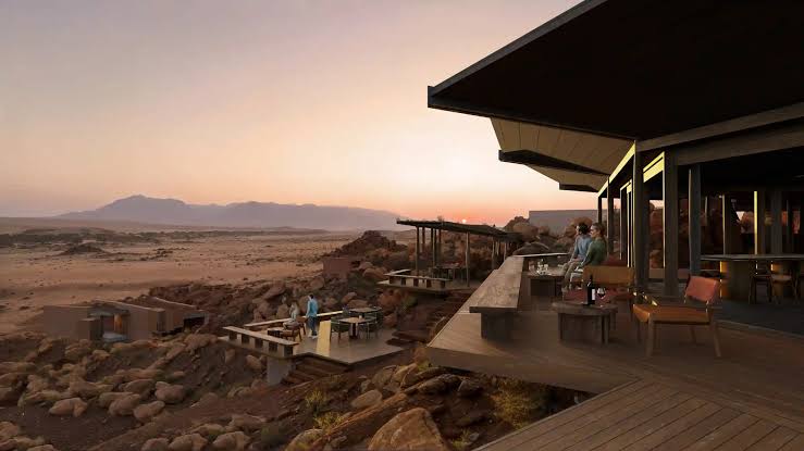 Omatendeka Lodge Mountain View
