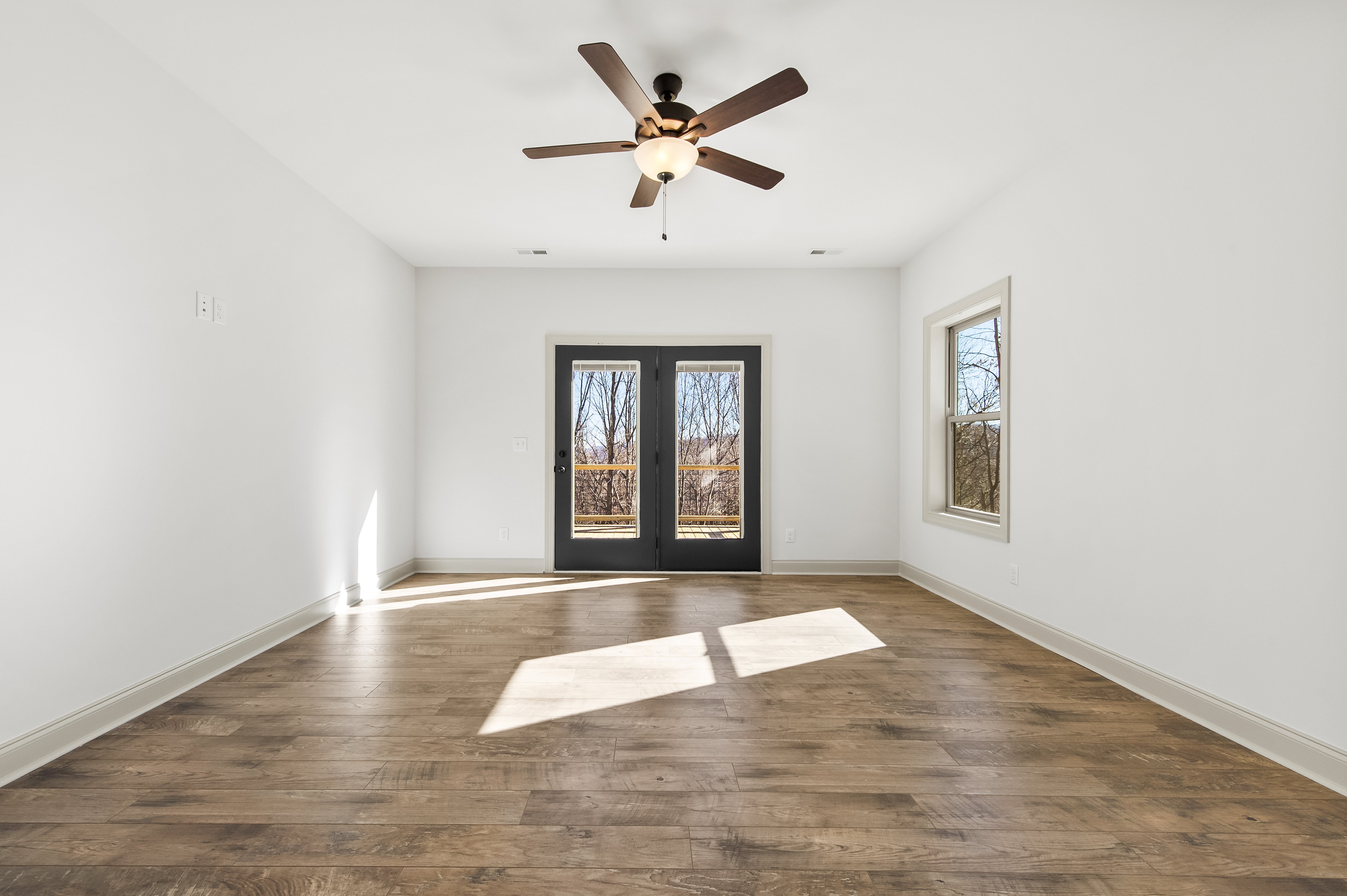 3 bedroom, 2 bathroom custom home in GA,TN,NC, and SC