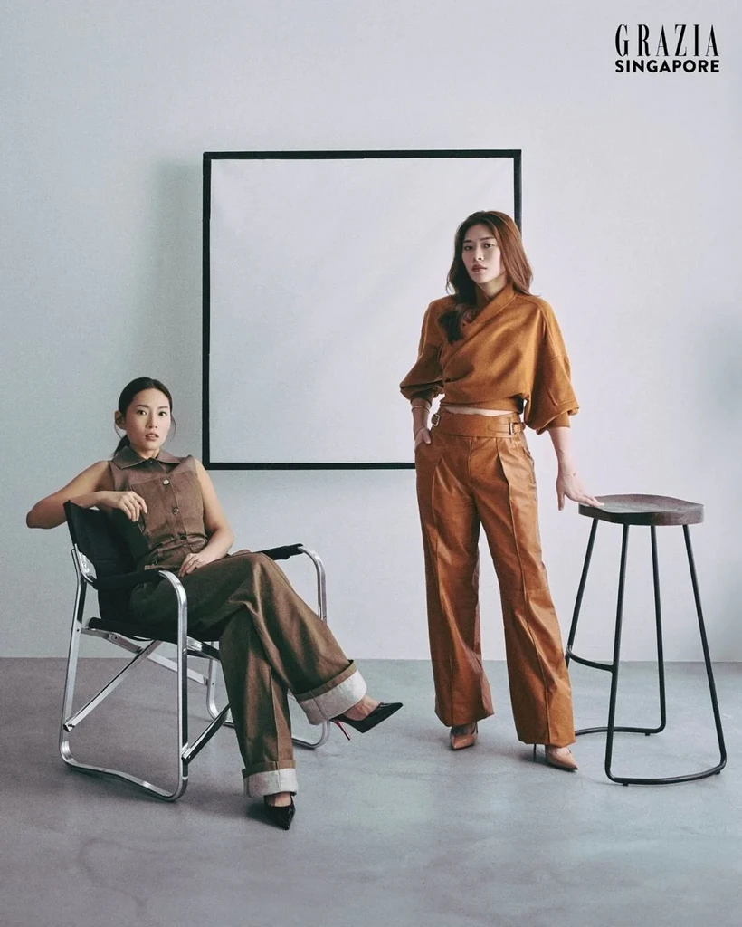 Chrome gradient cube with rounded edges on a white background—minimal 3D object for modern product design.