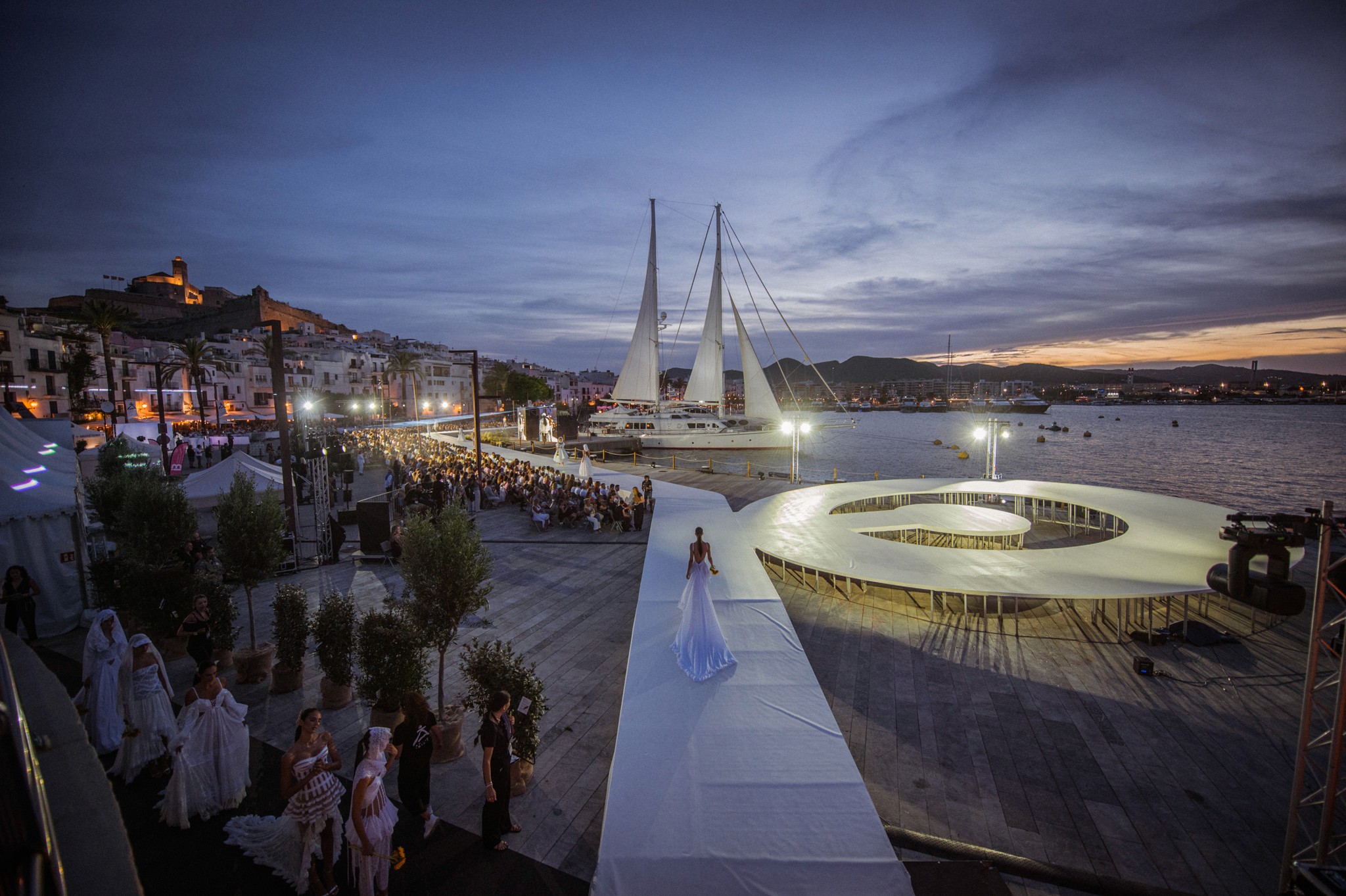 Eiviss Garden Pasarela Adlib 2026