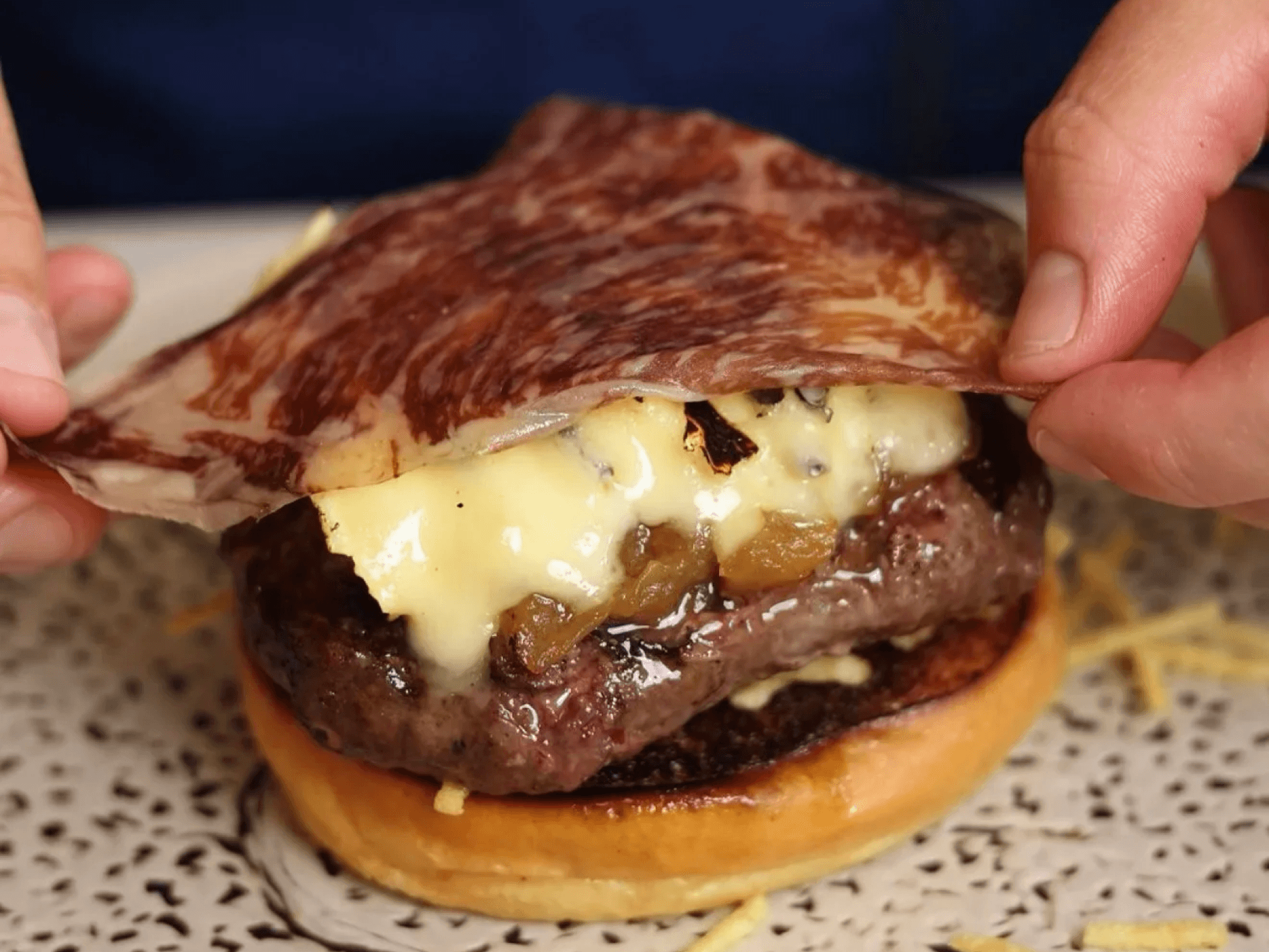 Preparando la Hamburguesa de Wagyu en nuestra hamburgueseria de San Blas