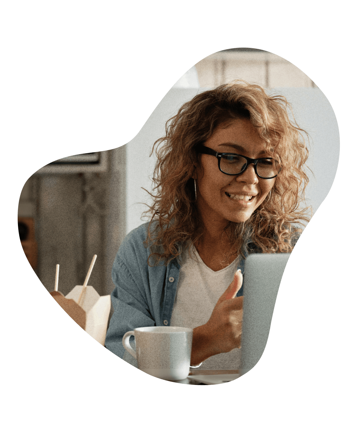 dietitian on a telehealth nutrition therapy call